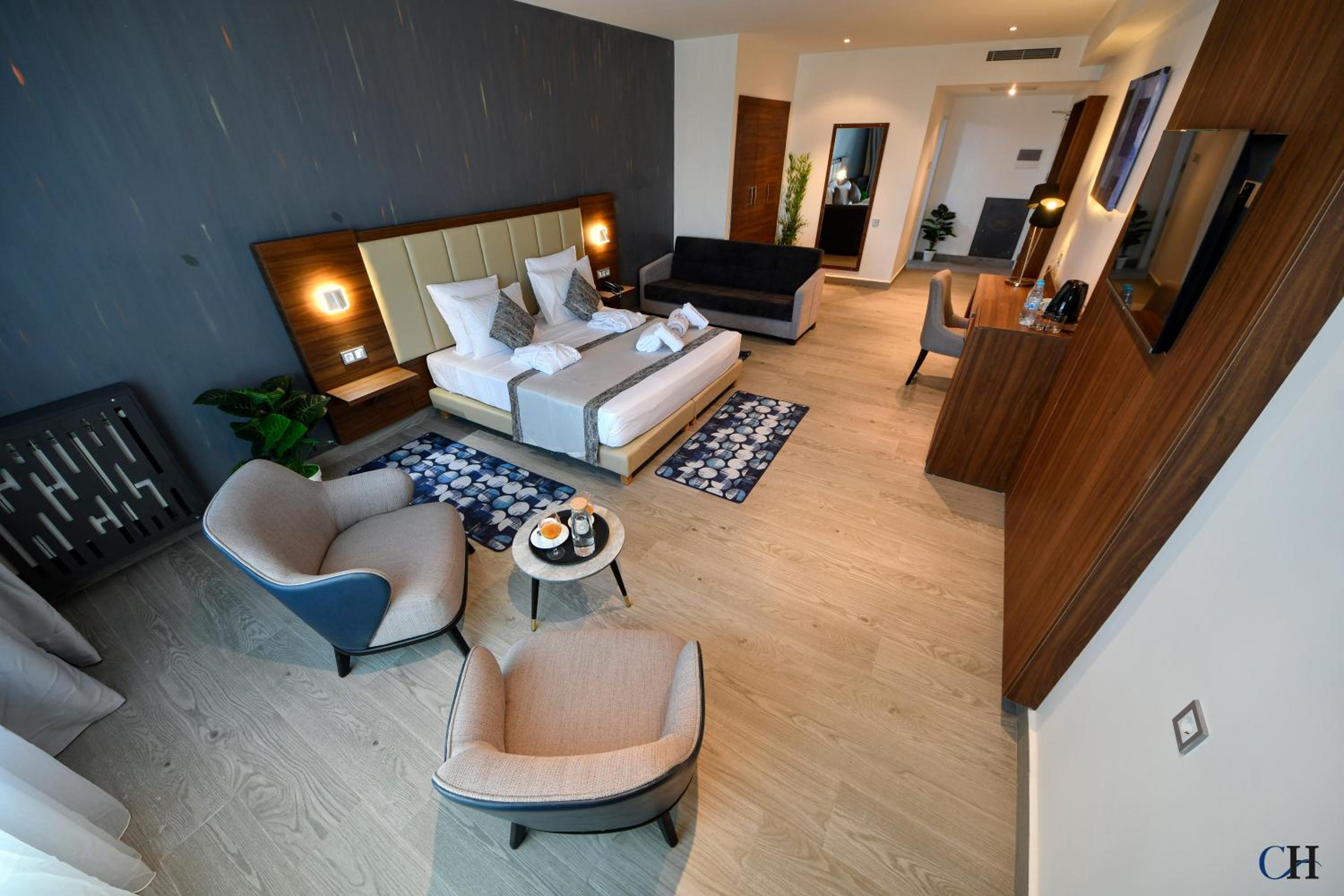Superior Suite