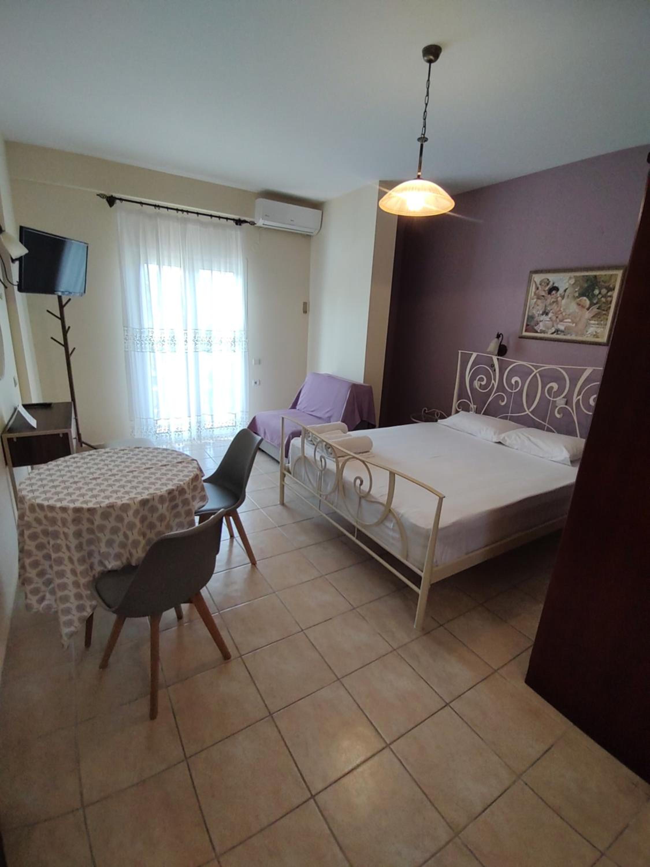 Deluxe Double or Twin Room with Pool View photo 3