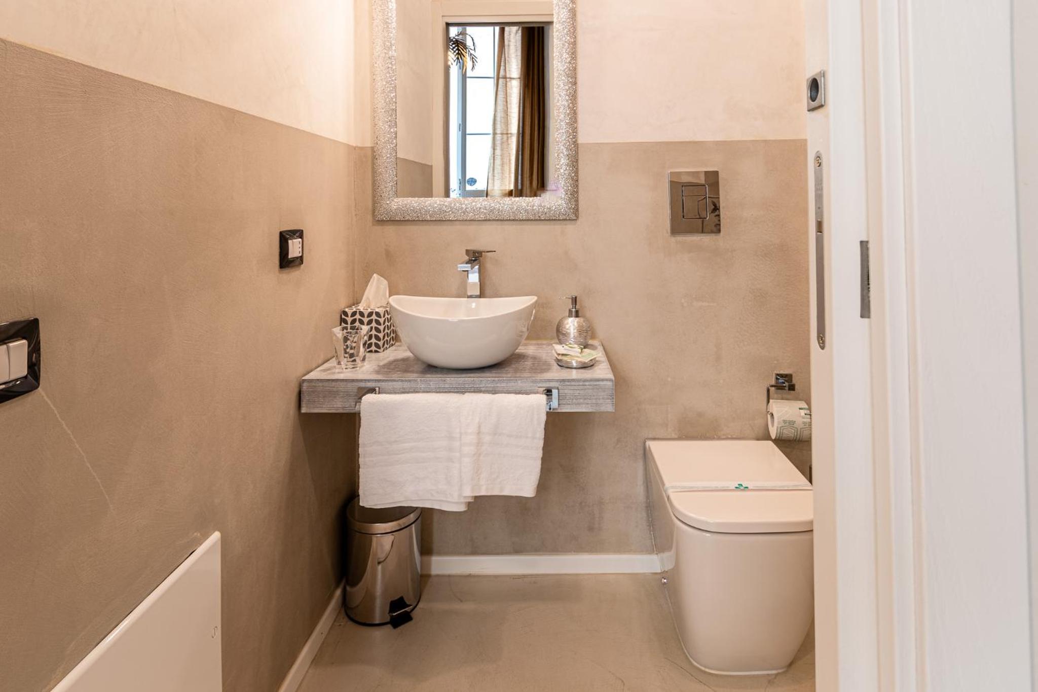 Double Room - Photo 3