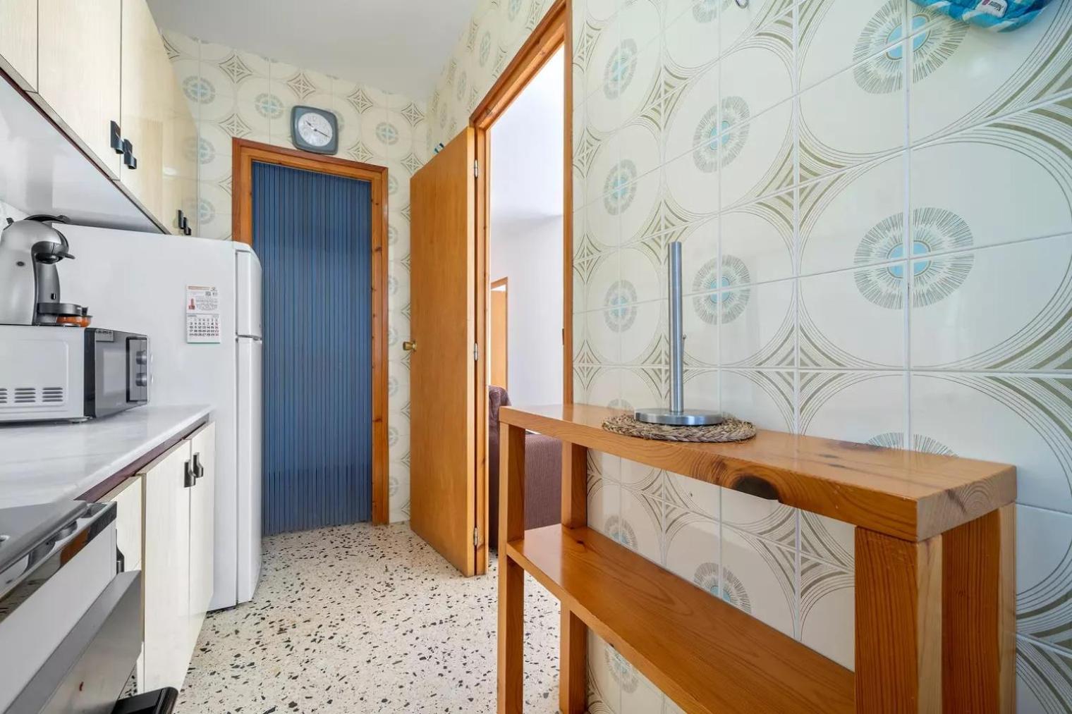 Three-Bedroom House photo 2