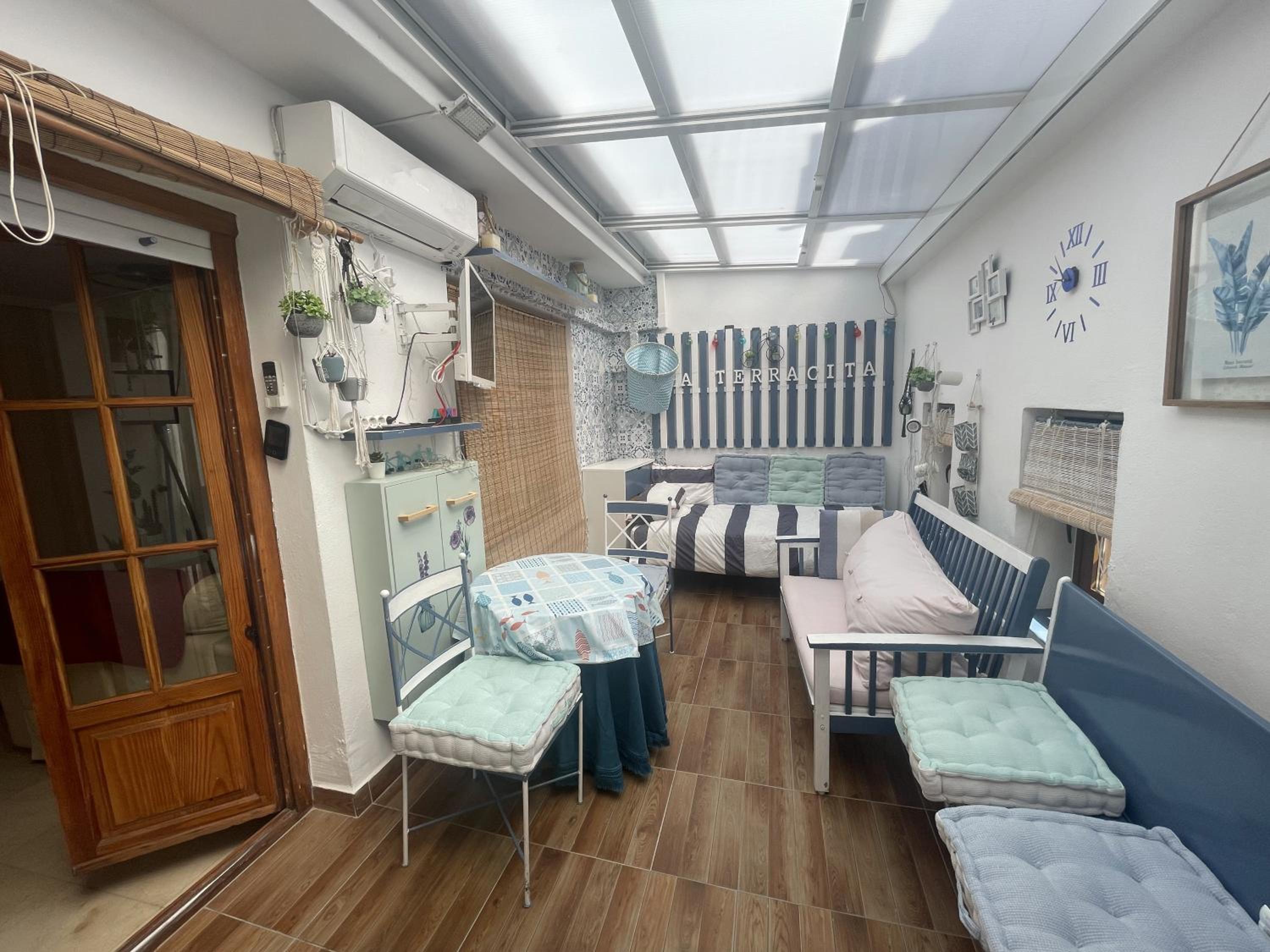 Penthouse Apartment - Photo 4