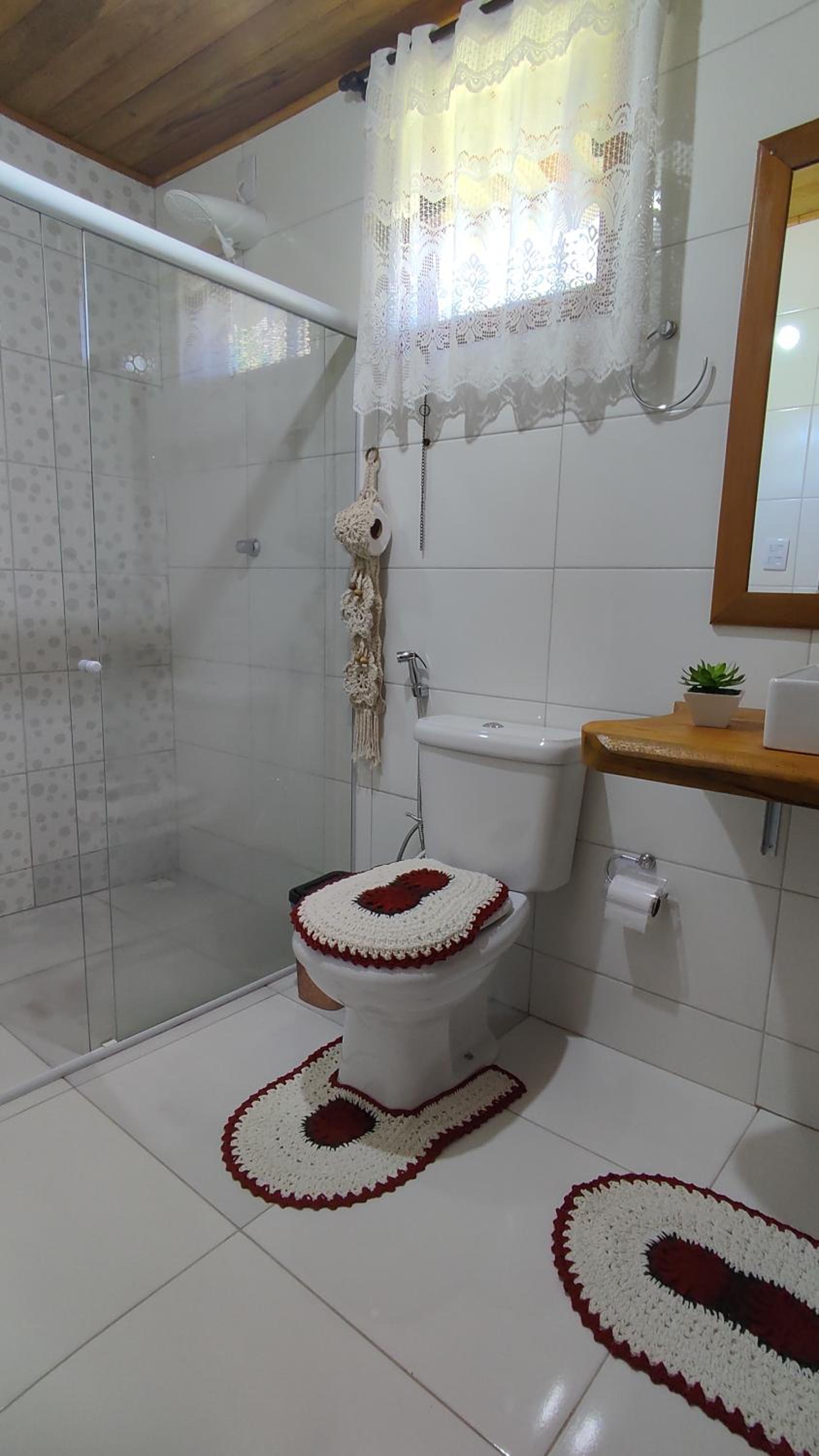 Queen Suite - Photo 6