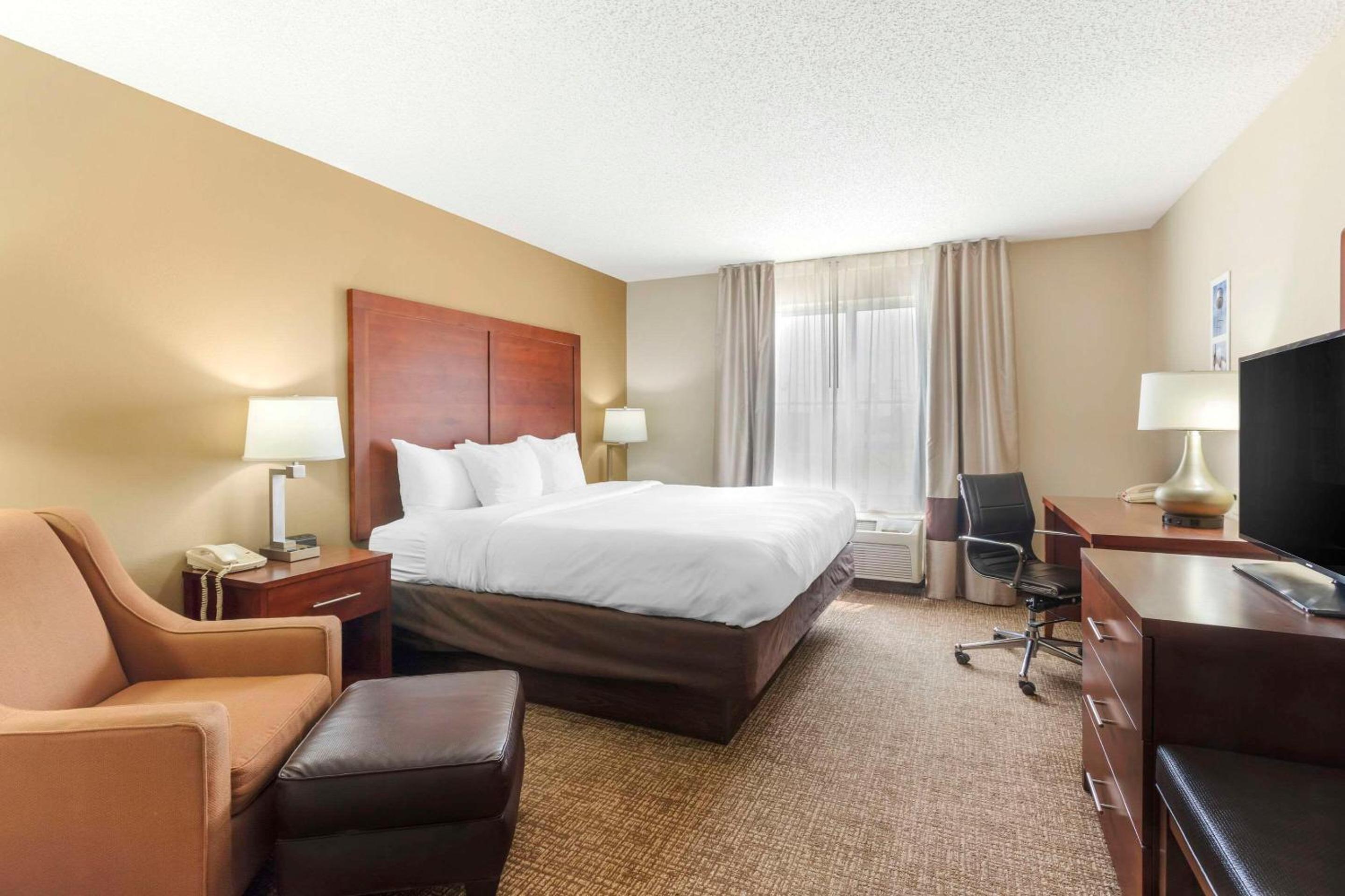 King Room - Accessible/Non-Smoking