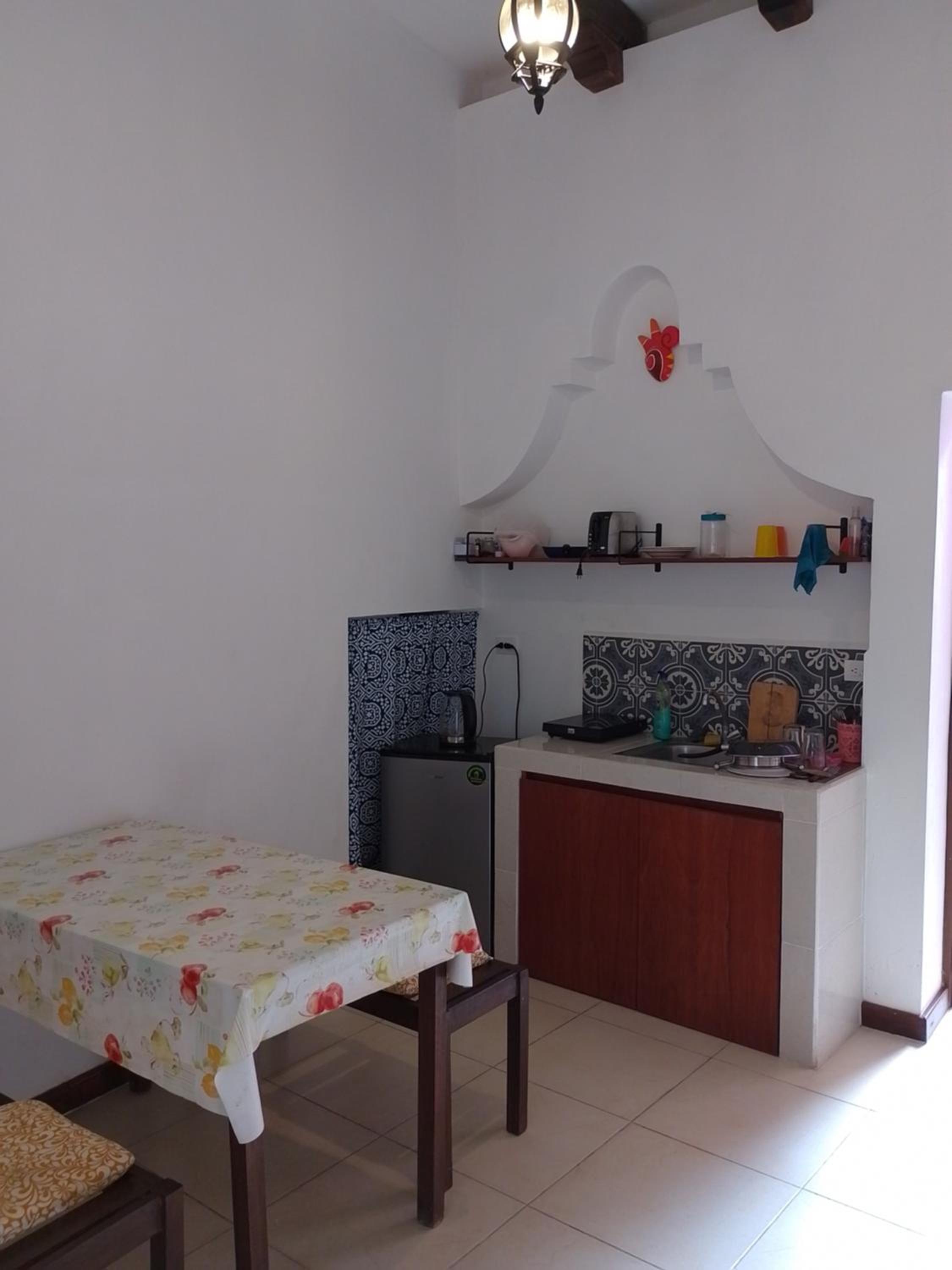 Double Room with Private Bathroom - Photo 7