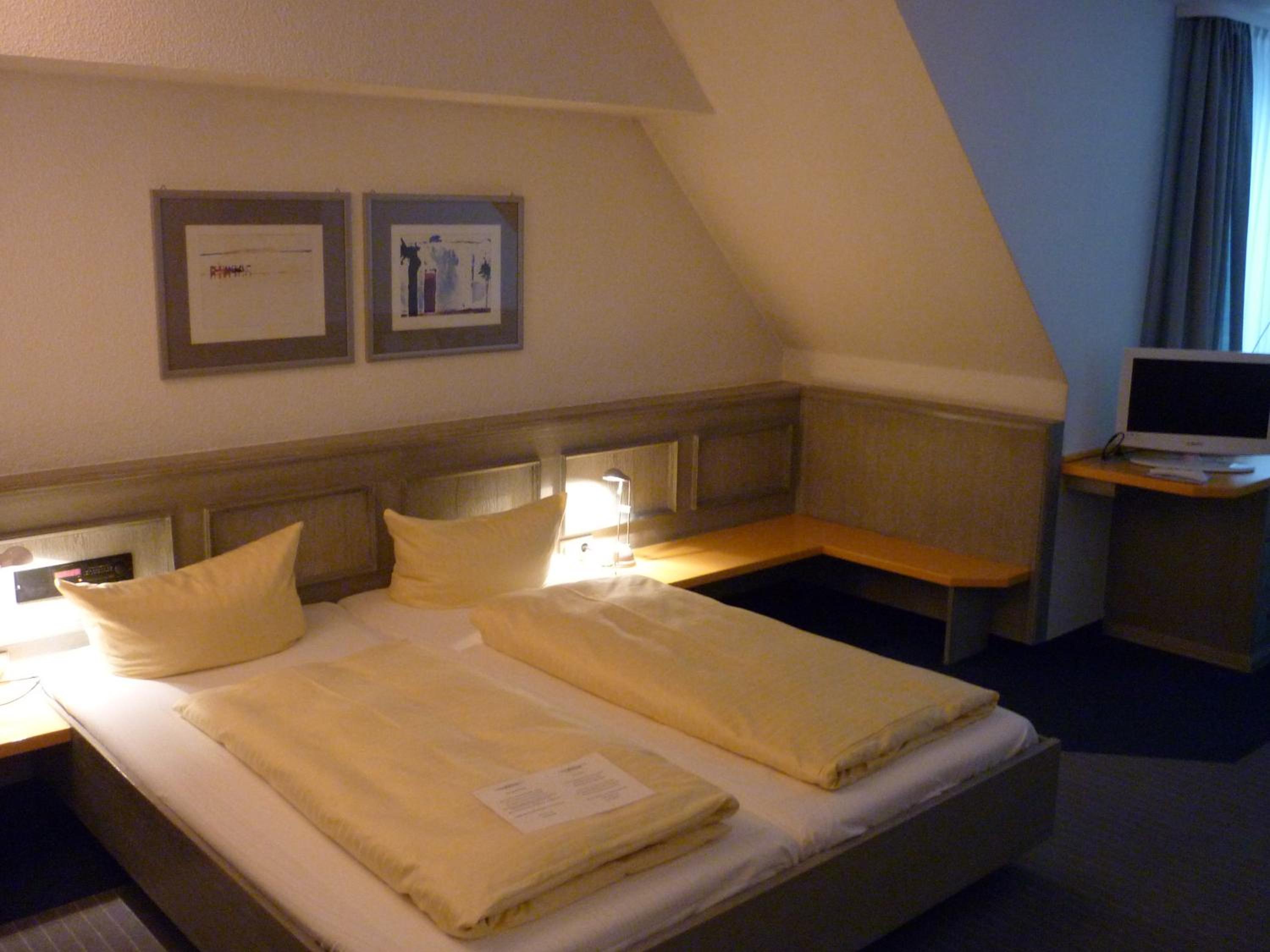 Double Room - Photo 15