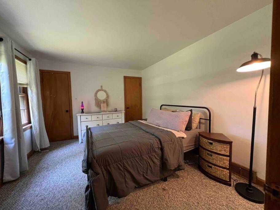 Three-Bedroom Apartment photo 3