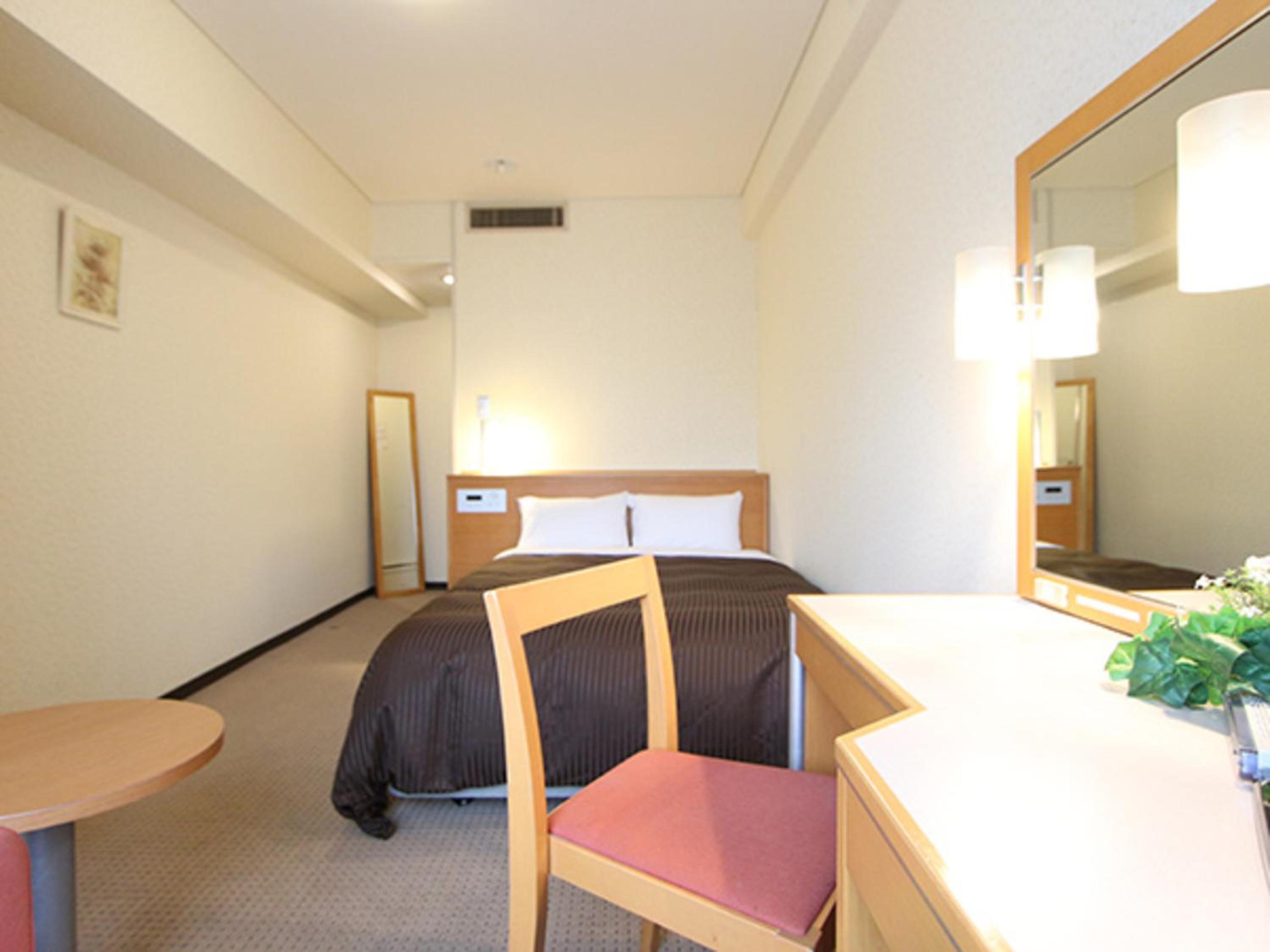 Double Room - Smoking - Photo 5