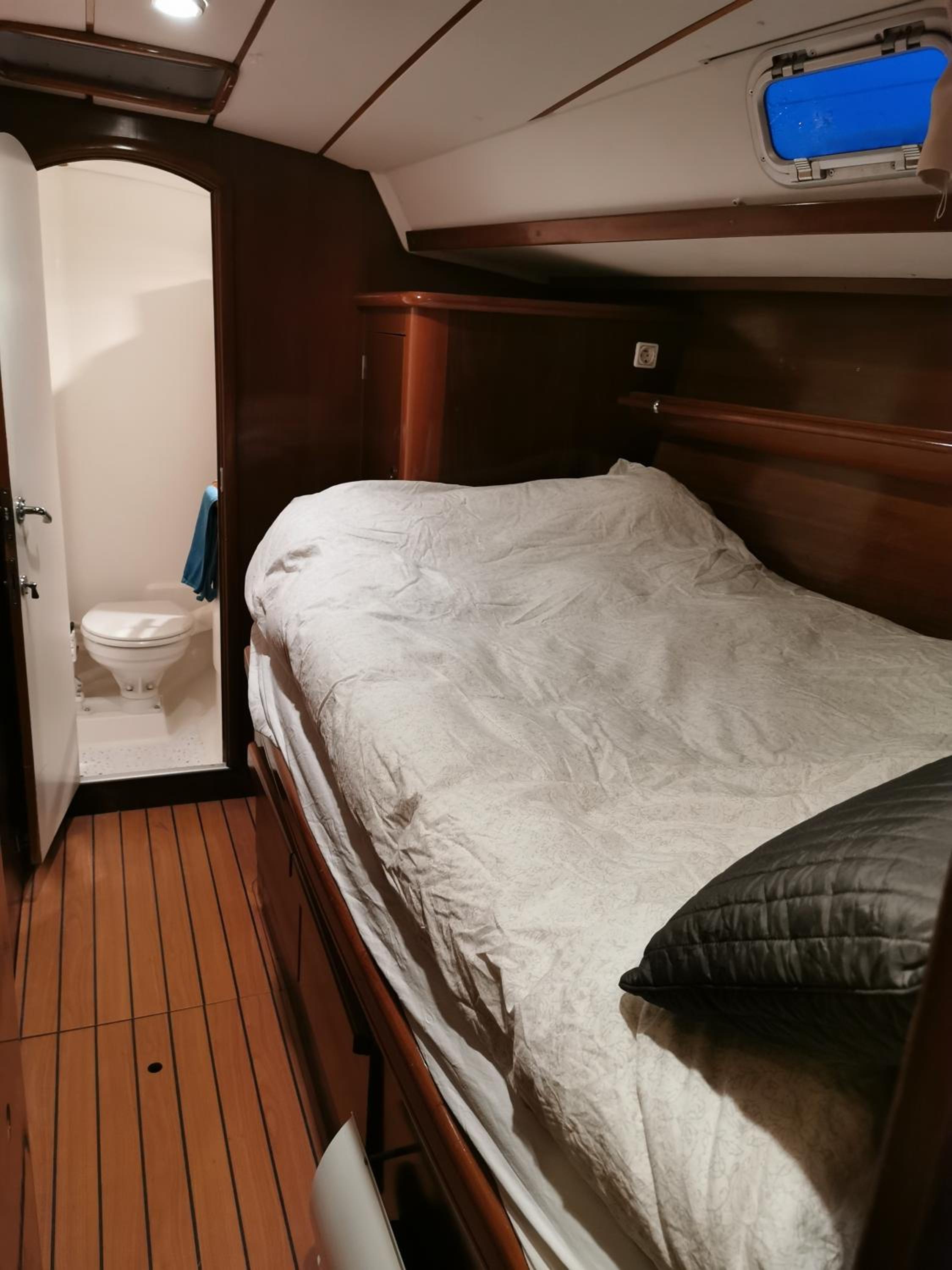 Double Room With Private Bathroom photo 1