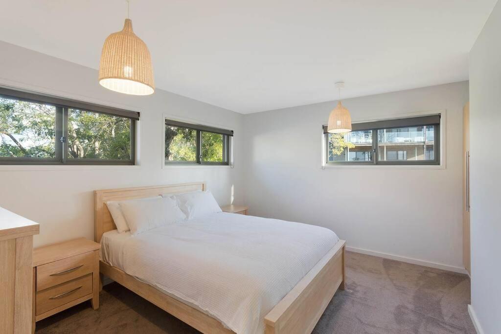 Four-Bedroom House photo 1