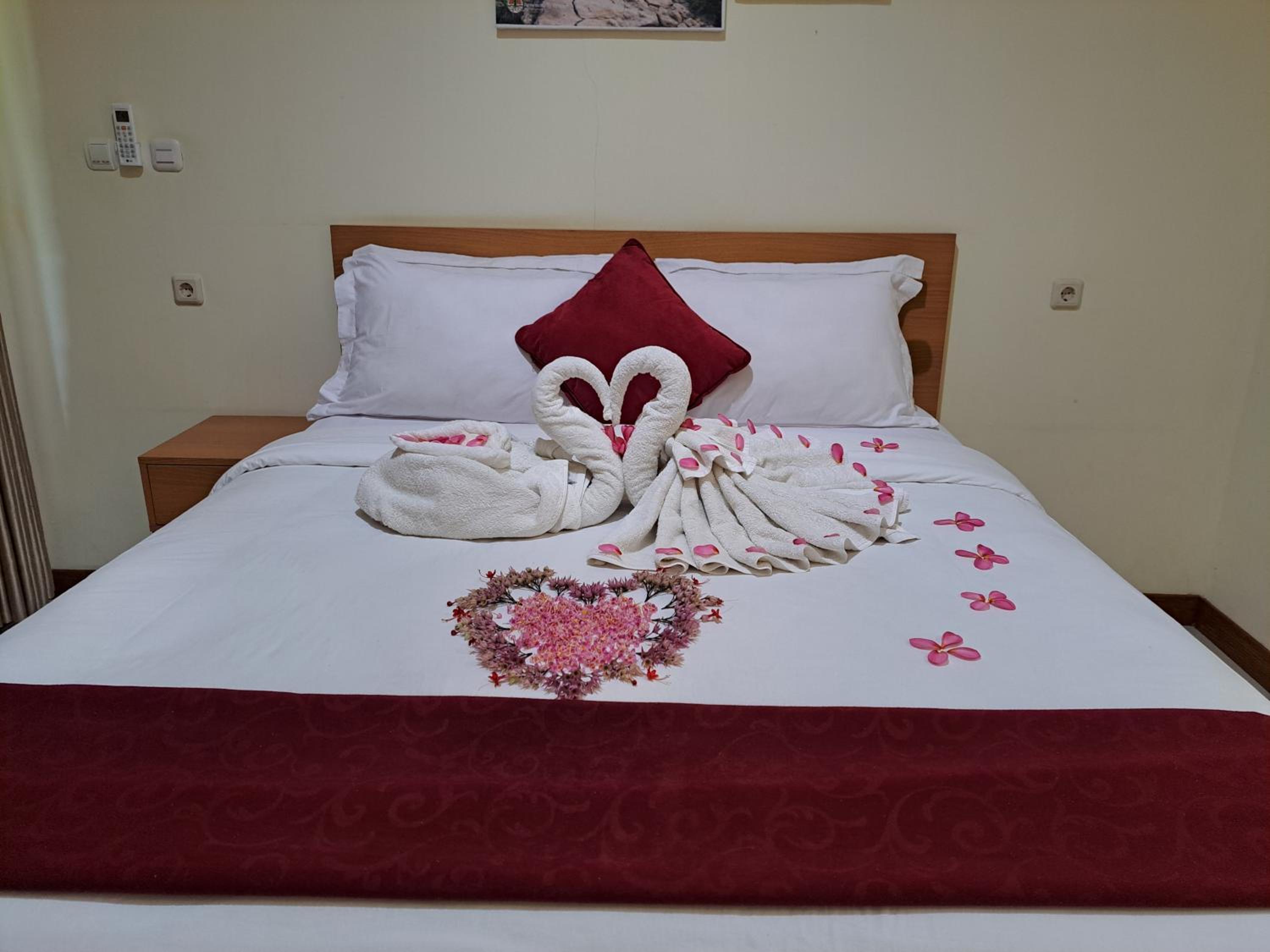 Double Room with Sea View - Photo 14