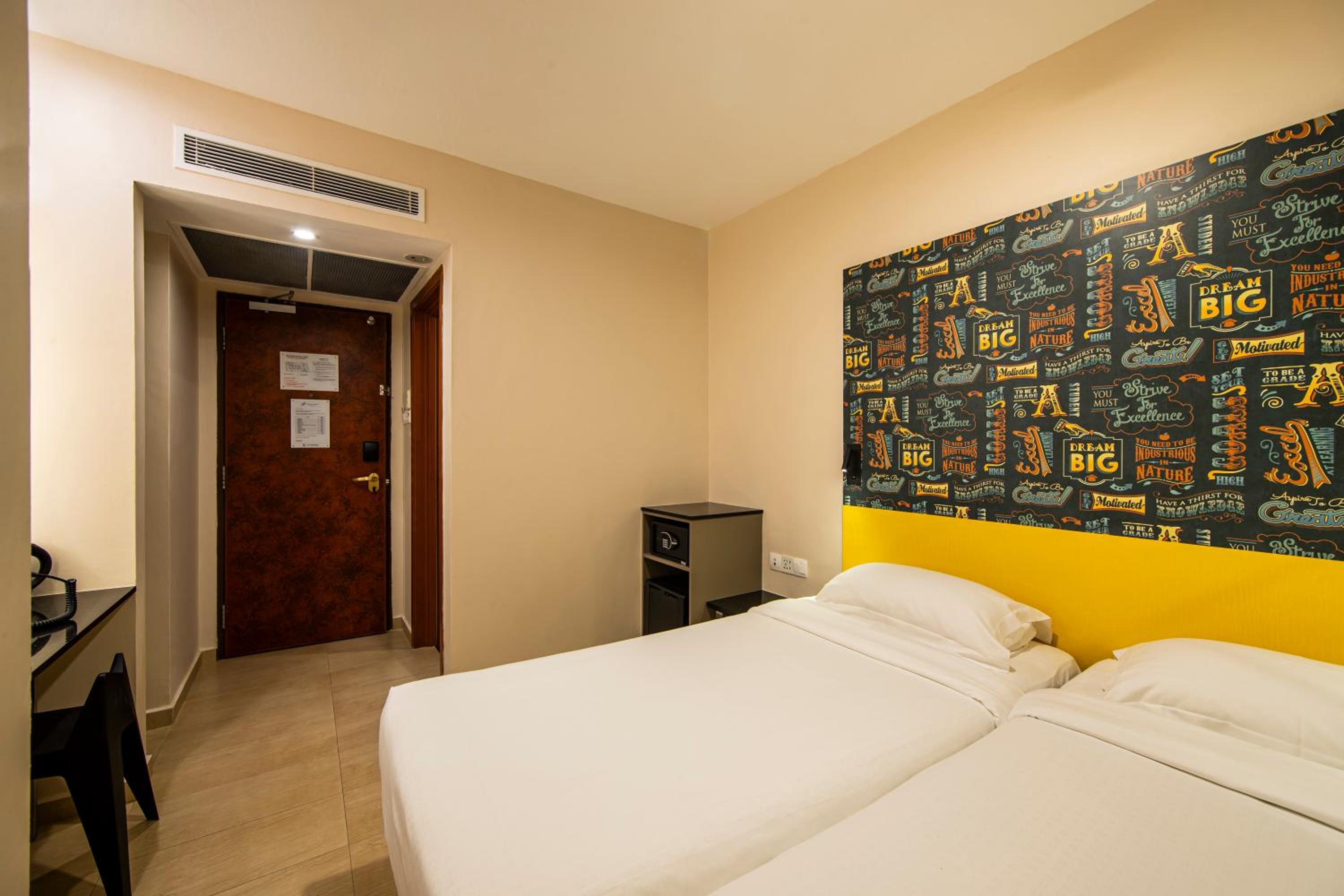 Standard twin Room(No window) photo 1