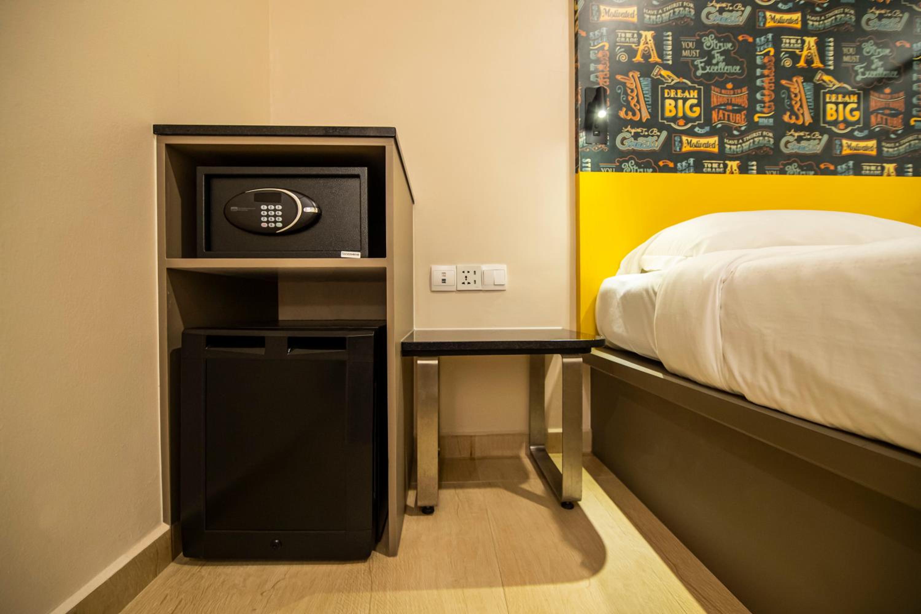 Superior Double or Twin Room photo 3