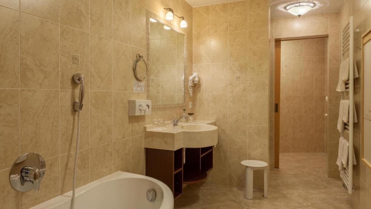 Suite With Balcony photo 3