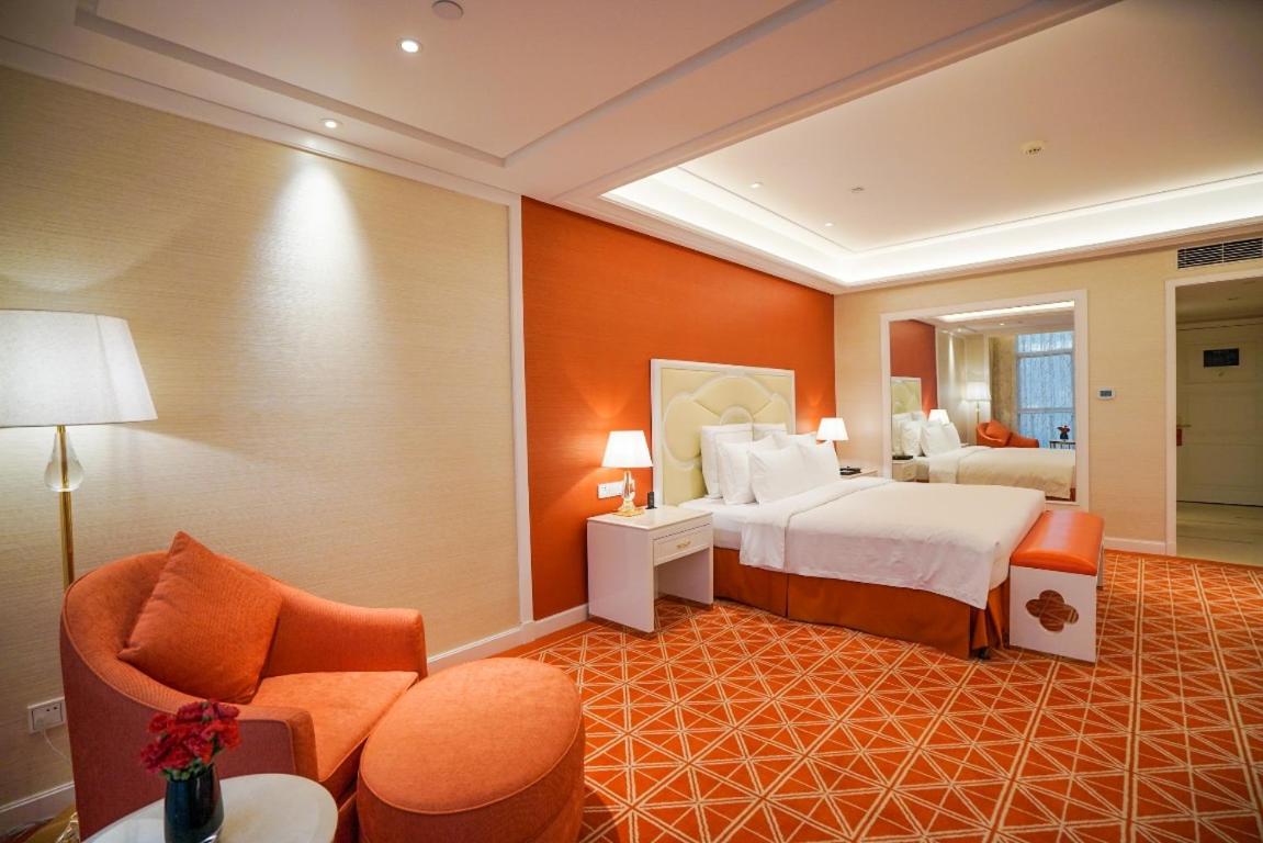 Club King Room - Photo 2