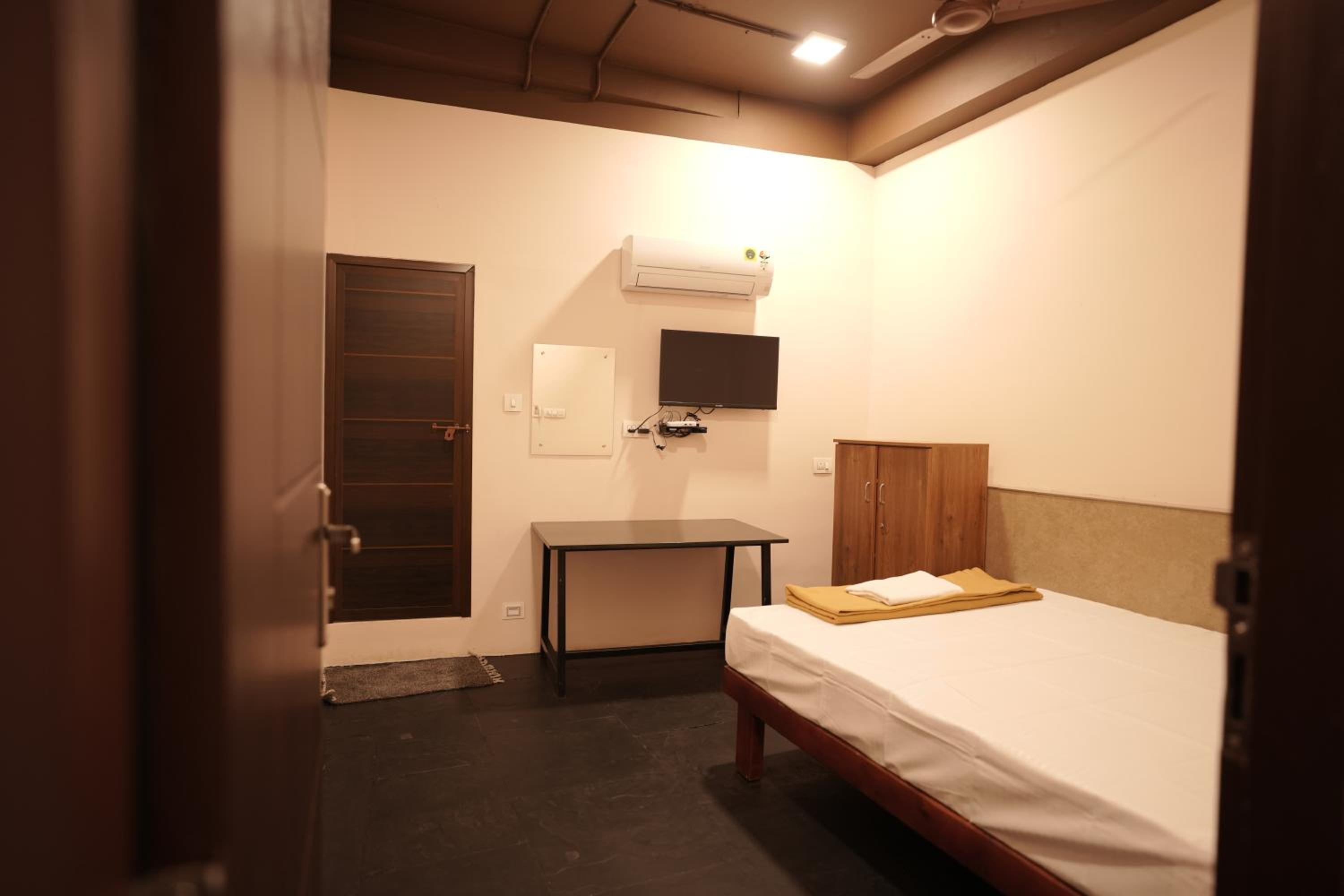King Room - Photo 10