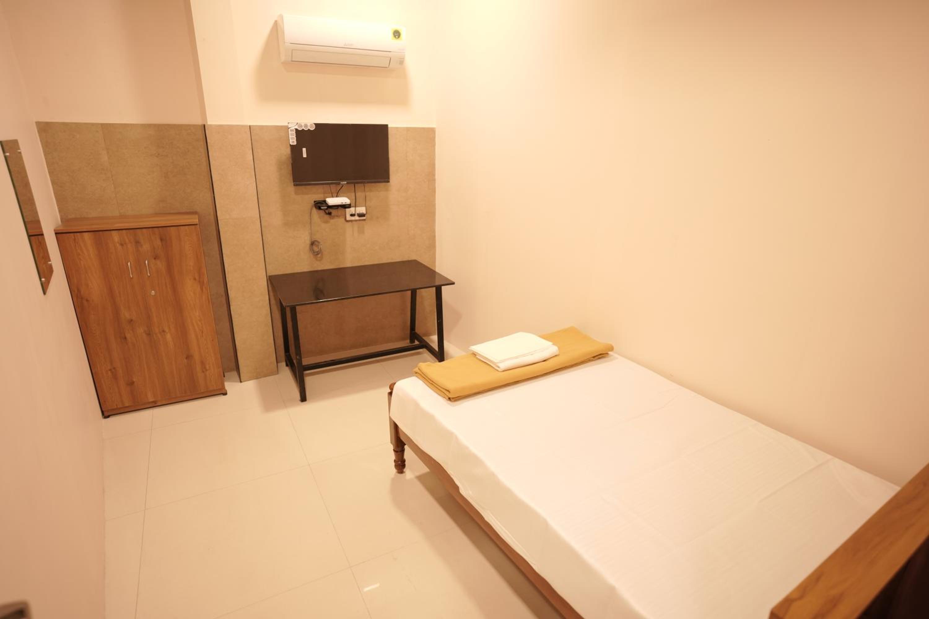 Deluxe Double Room - Photo 6