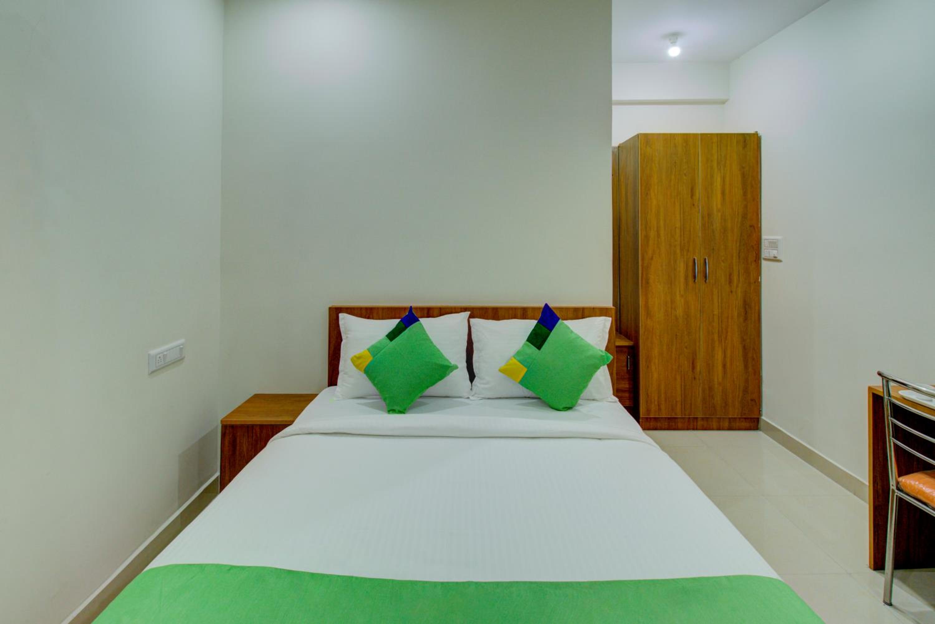 Economy Double Room - Photo 4