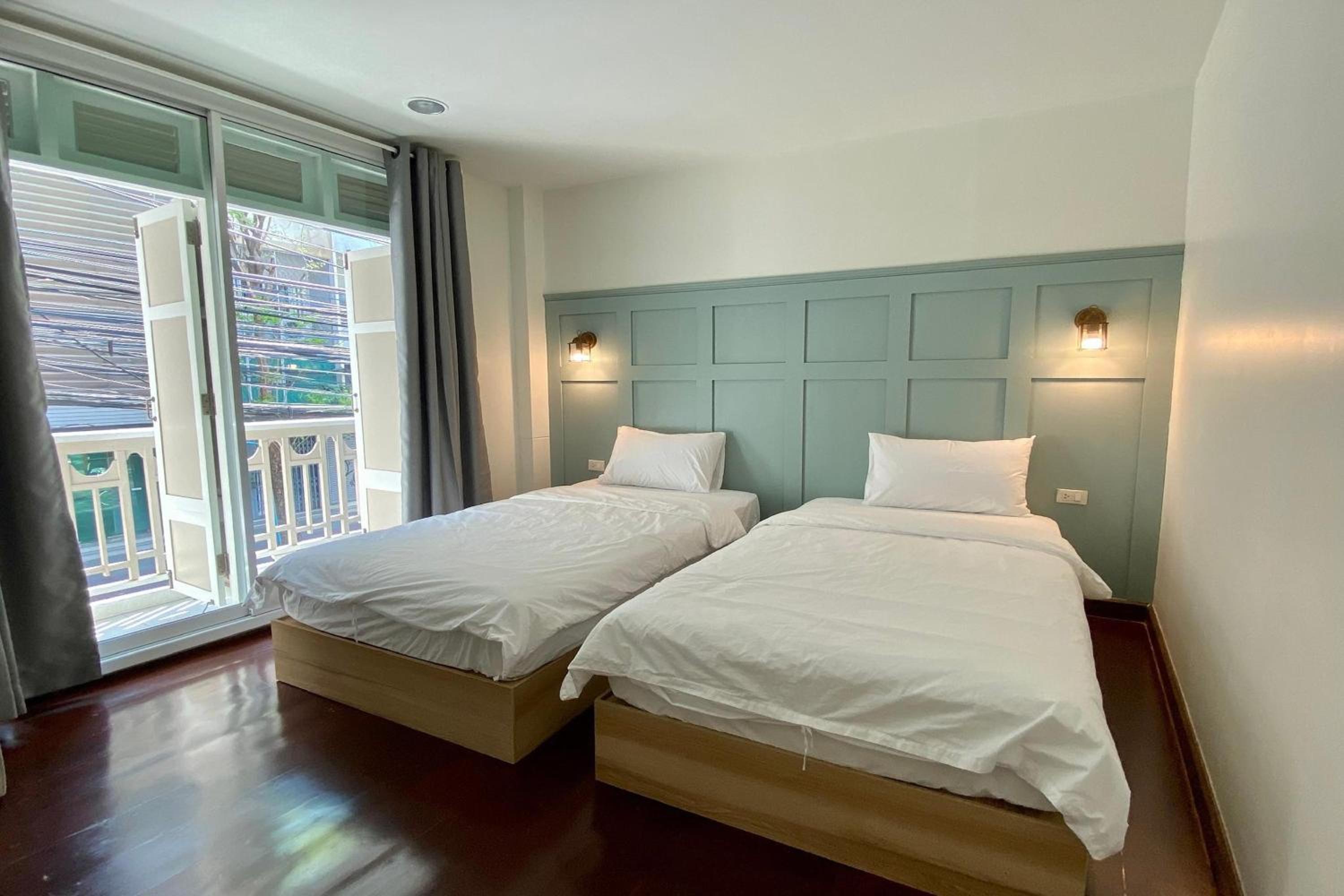 Standard Twin Room photo 2