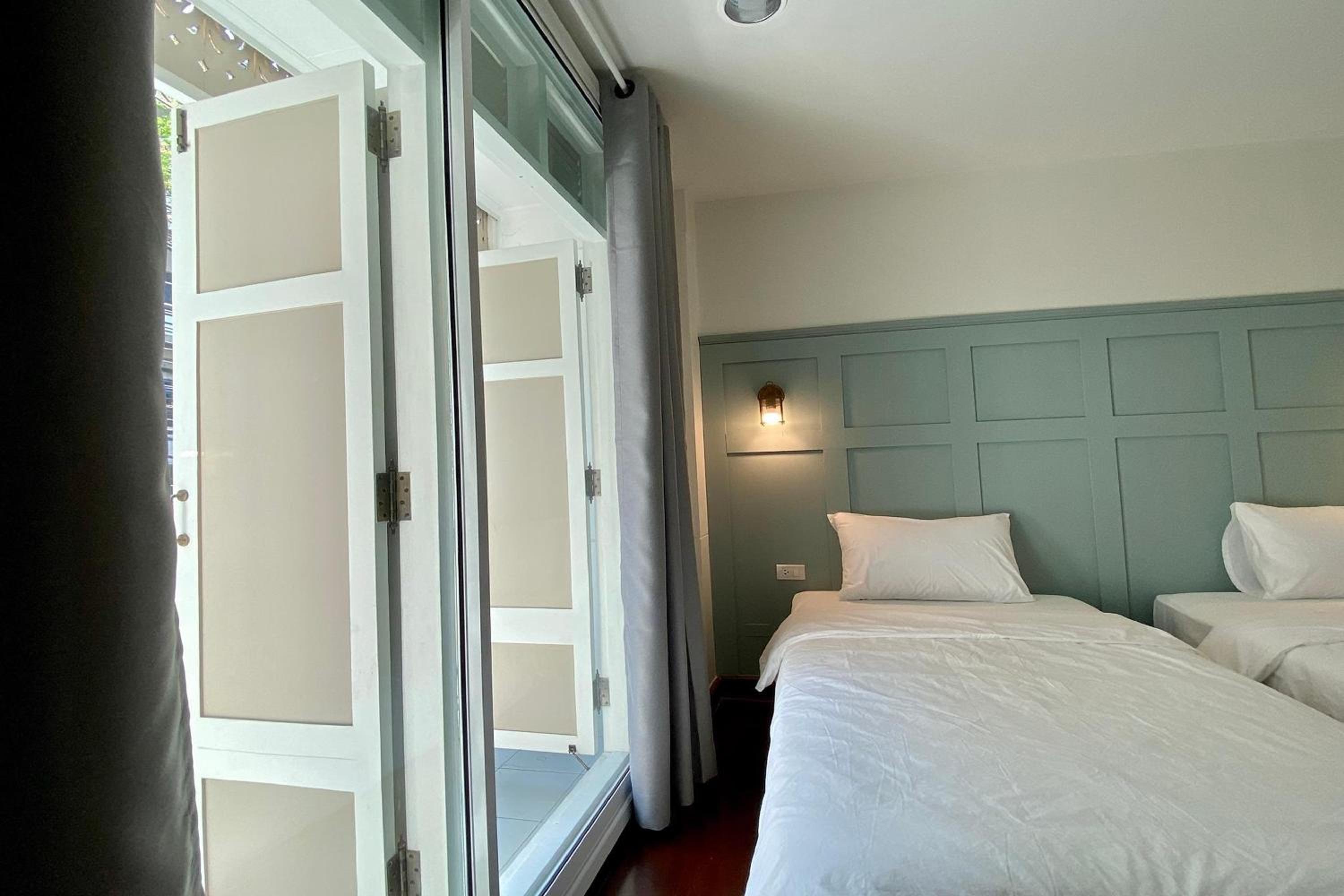 Standard Twin Room photo 3