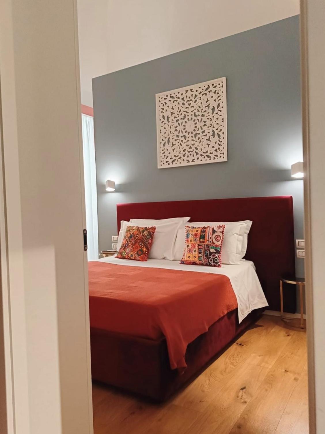 Double Room with Private Bathroom - Photo 7