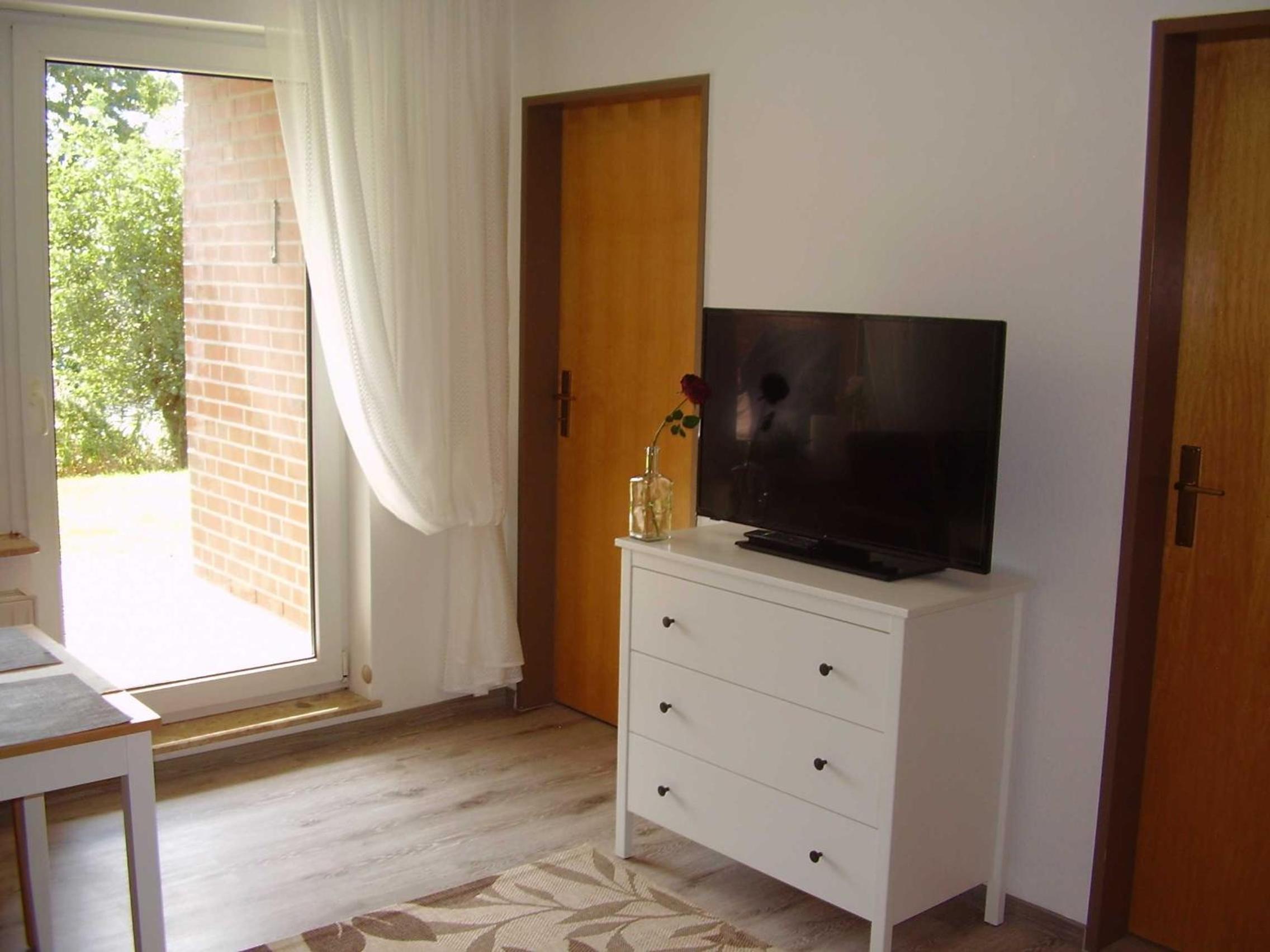 Two-Bedroom Apartment with Terrace photo 2