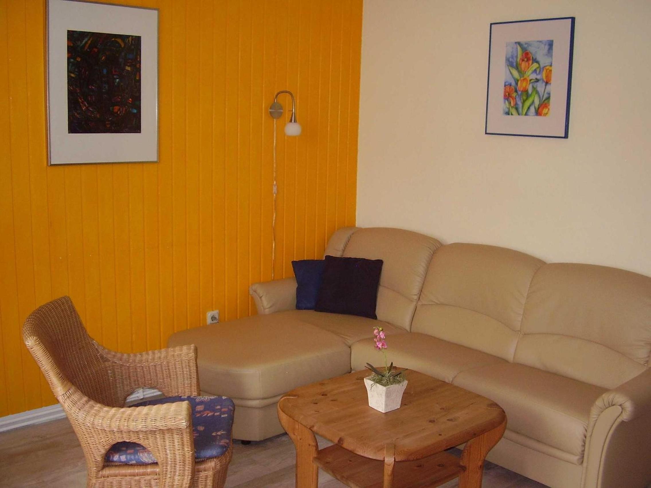 One-Bedroom Apartment with Terrace photo 1