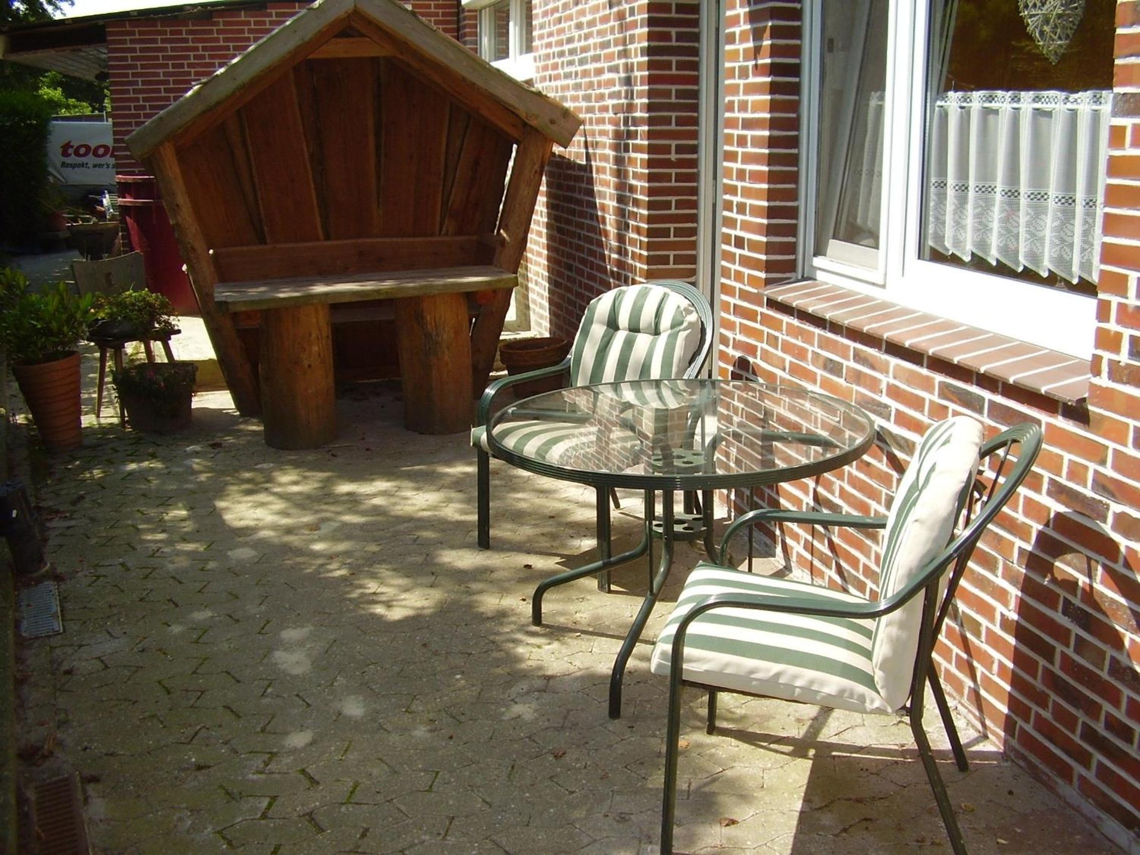 One-Bedroom Apartment with Terrace photo 3