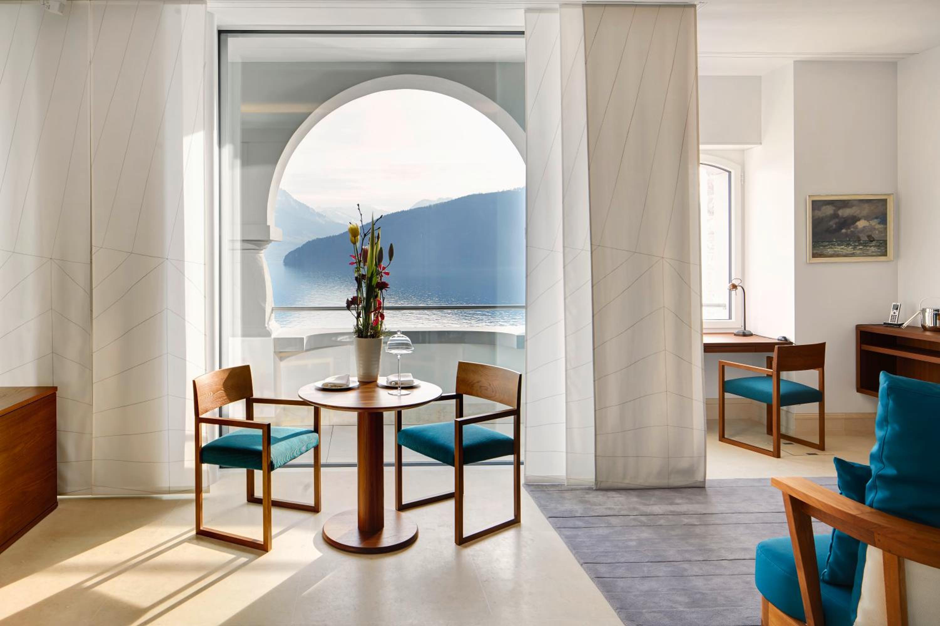 Deluxe Junior Suite with Lake View - Photo 1