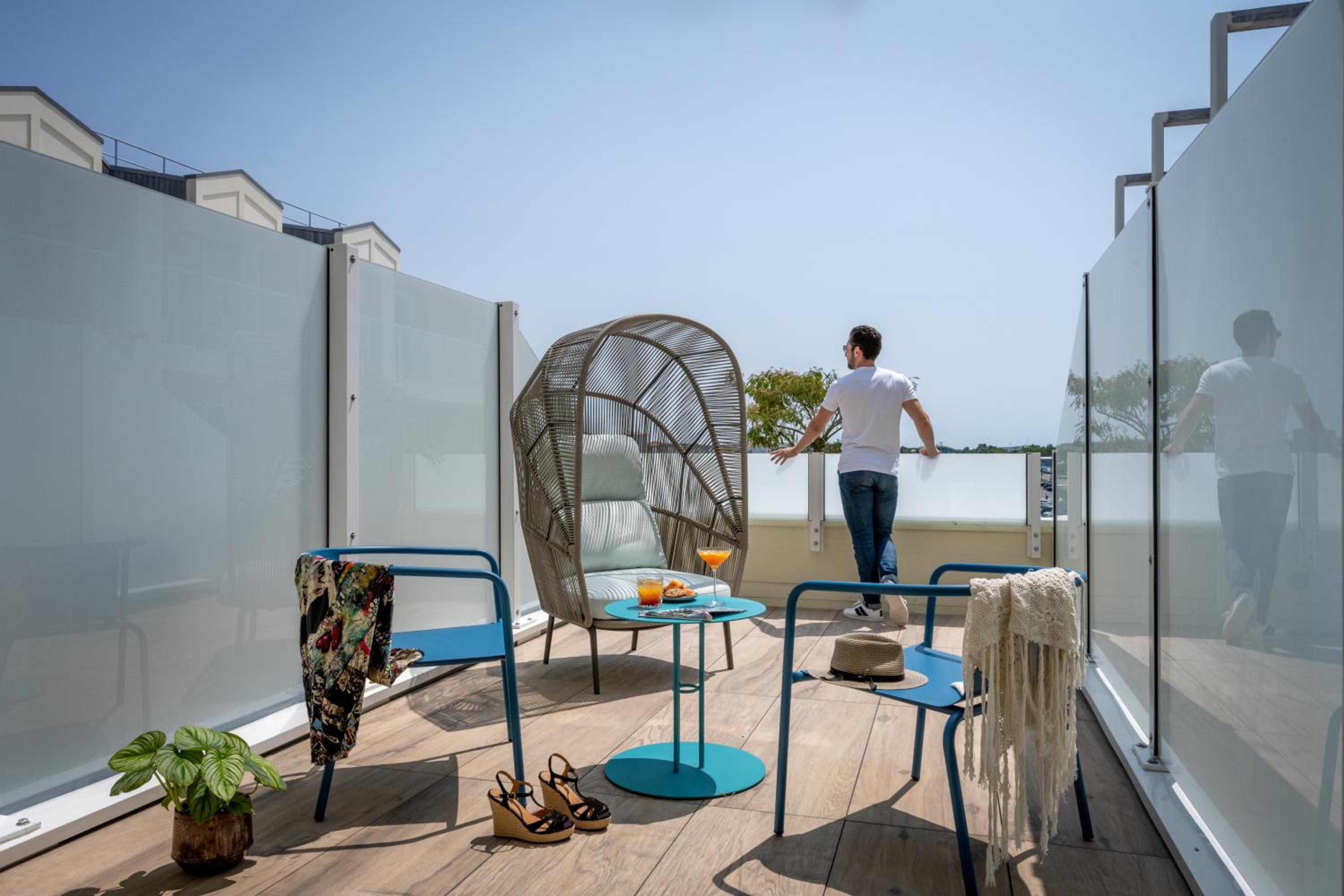 Double Room with Terrace - Photo 6