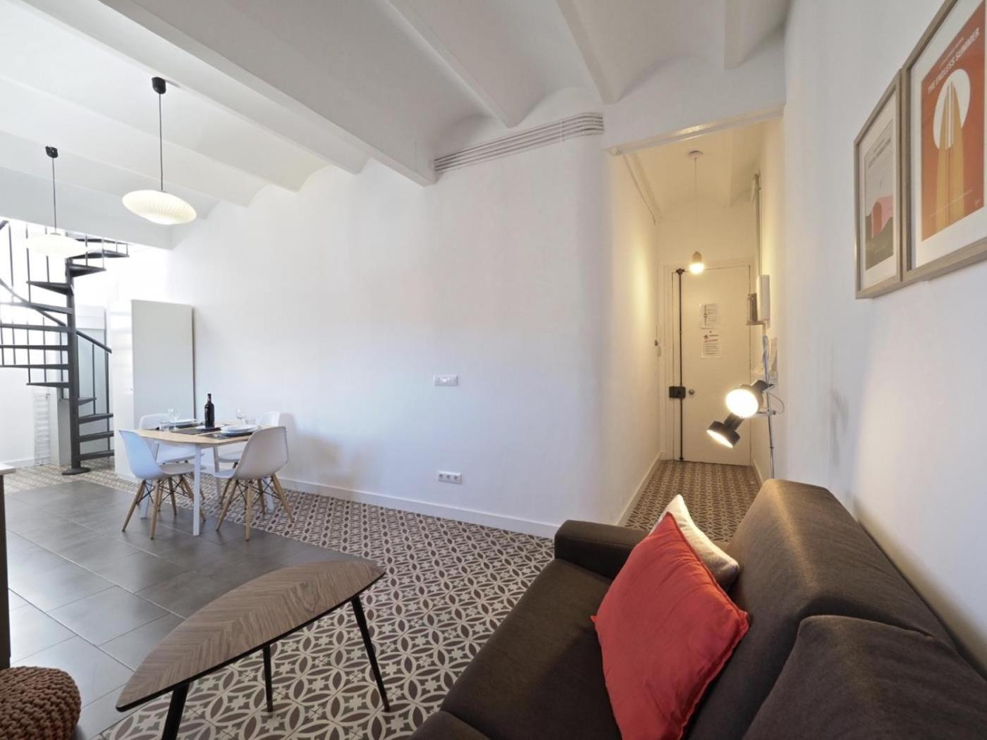 Apartment photo 2