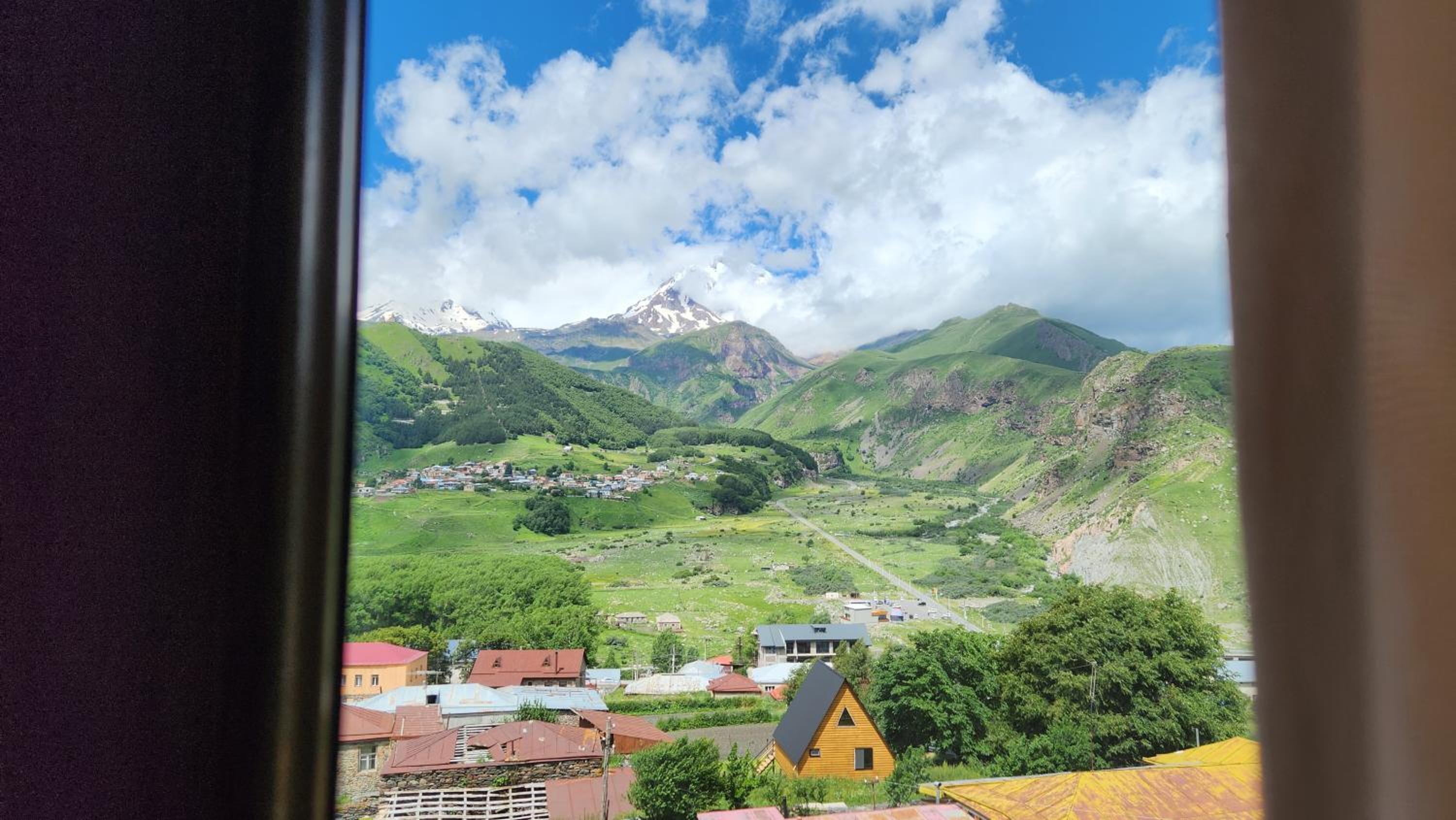 Double Room with Mountain View