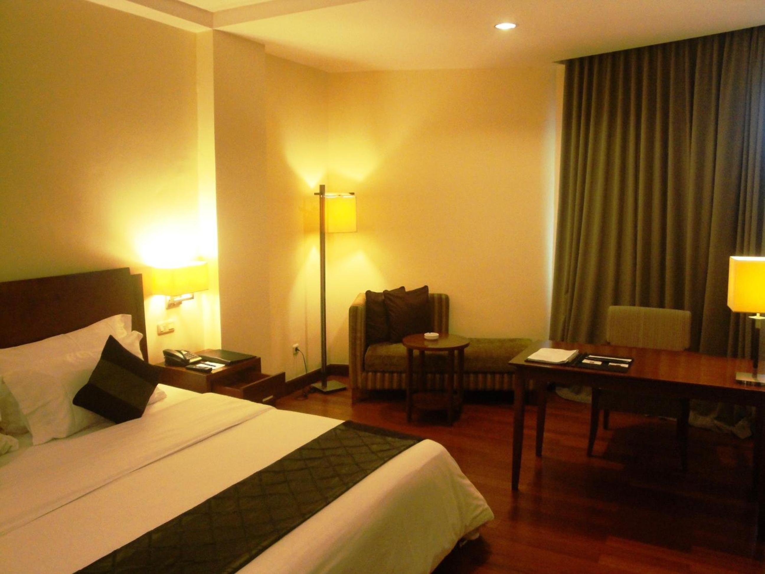 Royal Suite - Photo 7