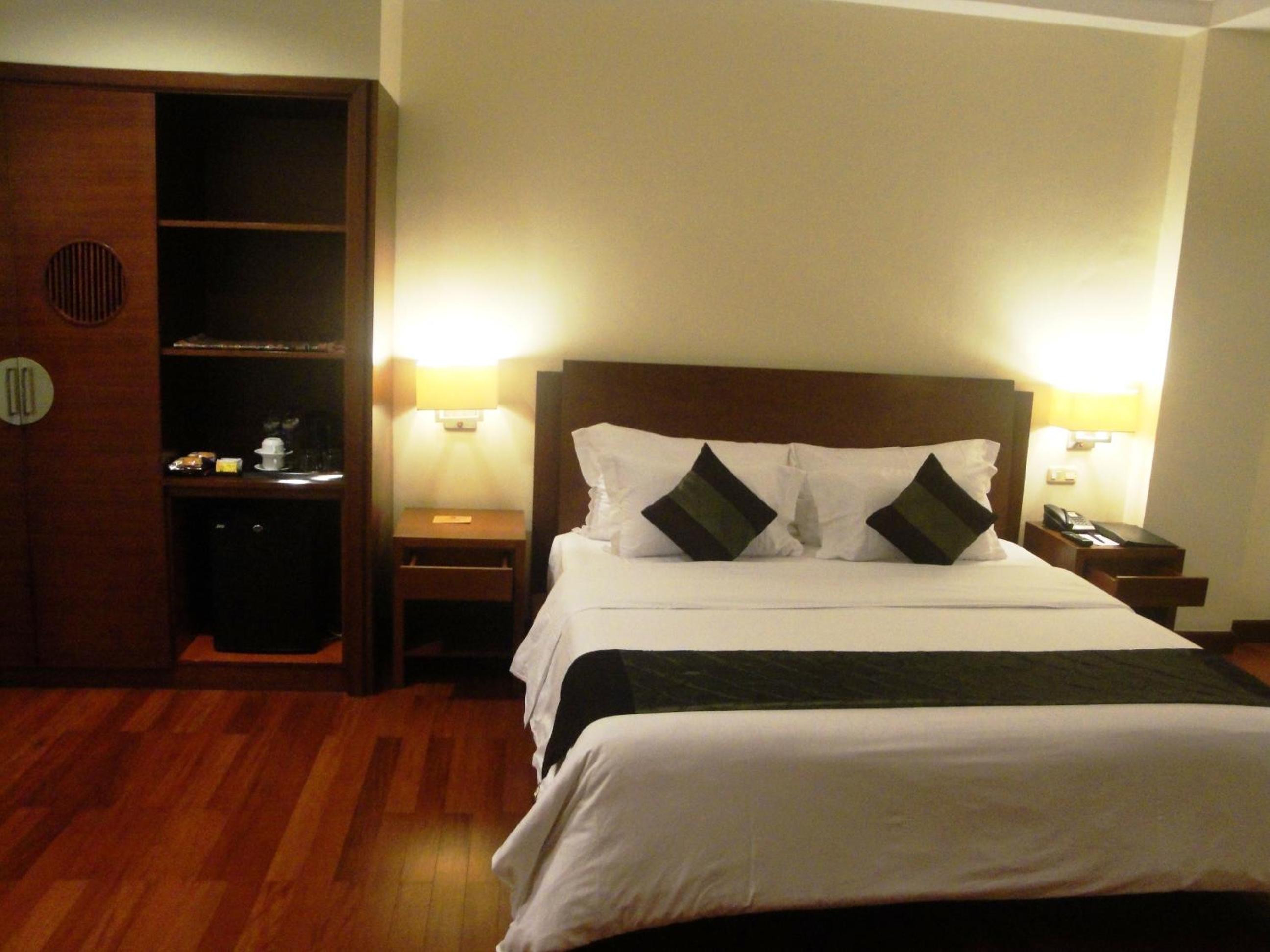 Royal Suite - Photo 5