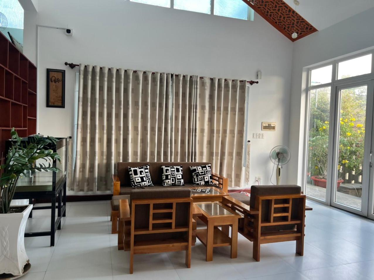 Villa photo 1
