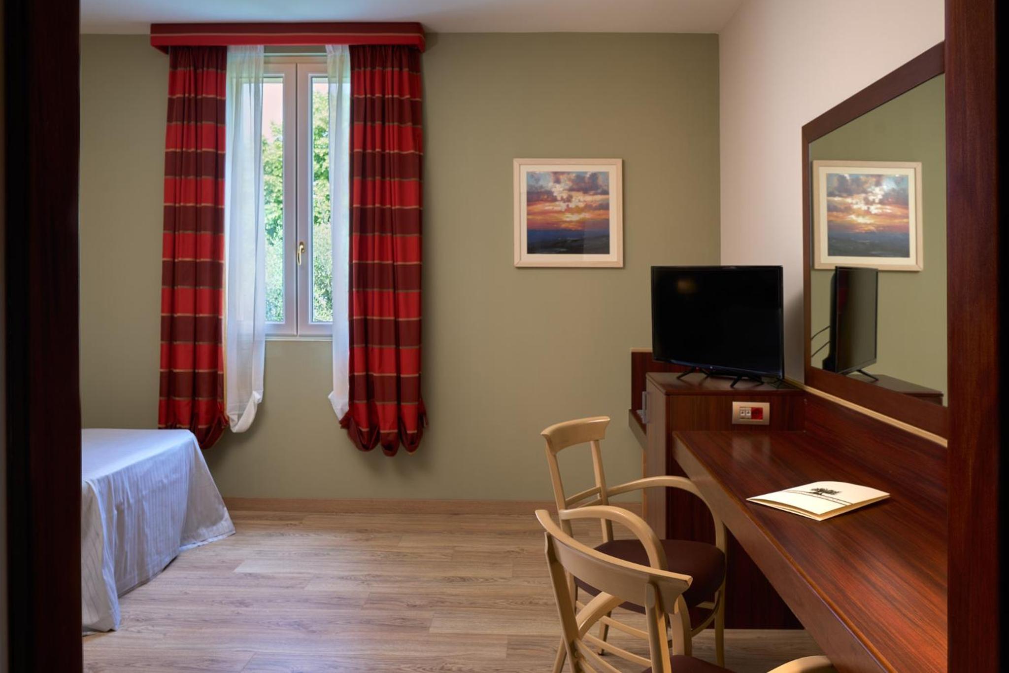 Classic Double Room - Photo 1