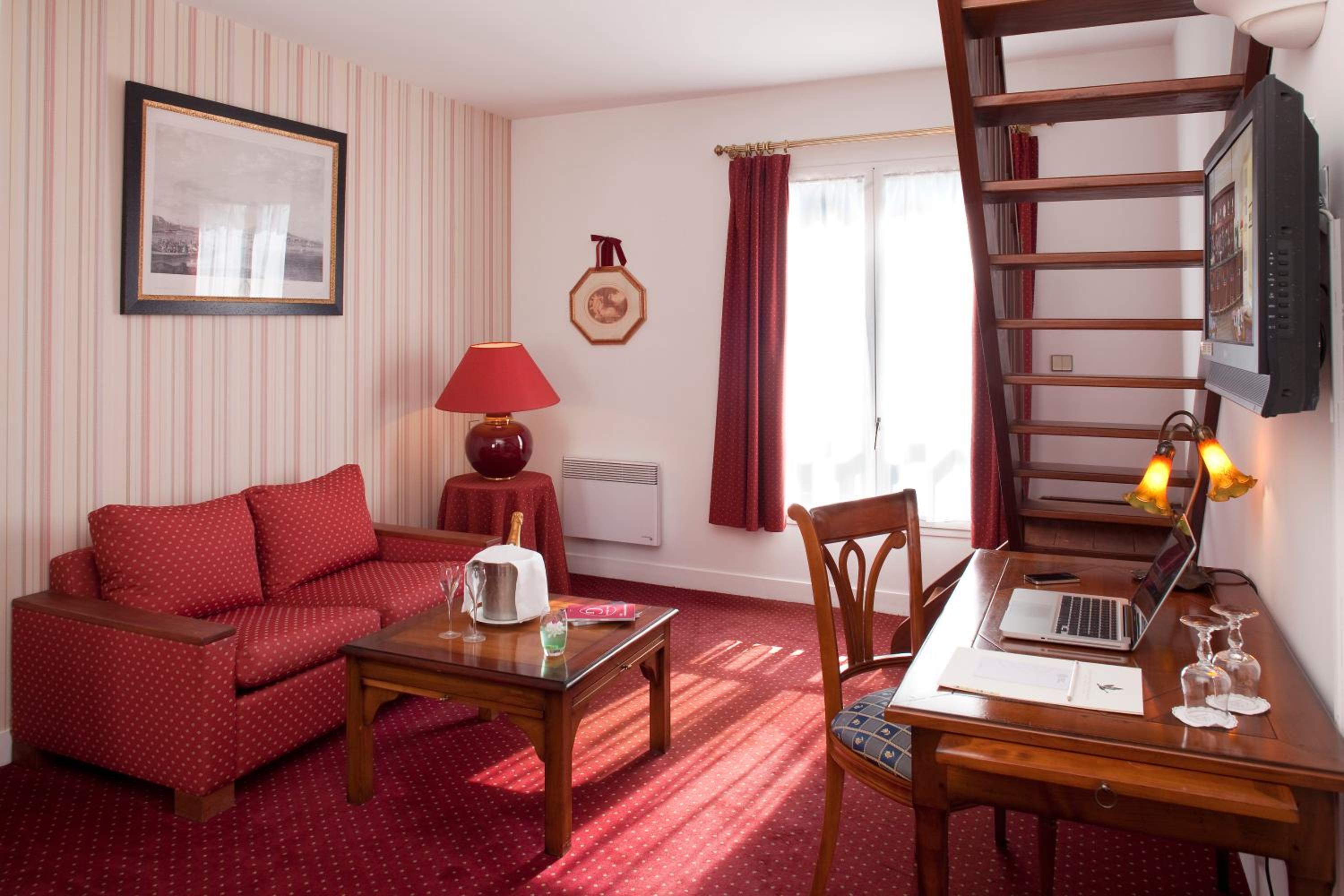 Duplex Room in the Dependencies