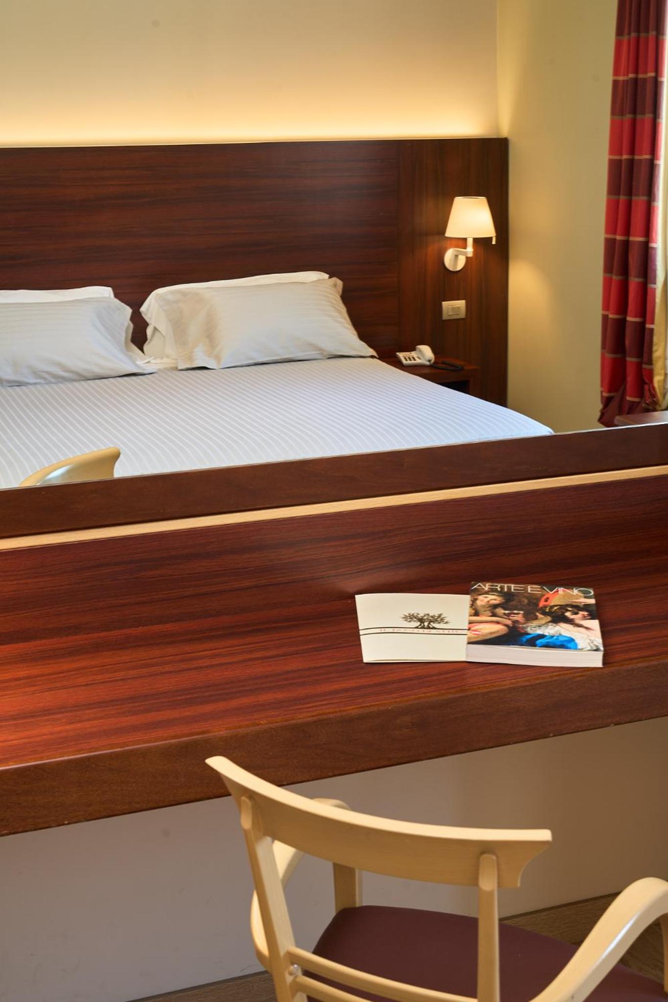 Classic Double Room - Photo 4
