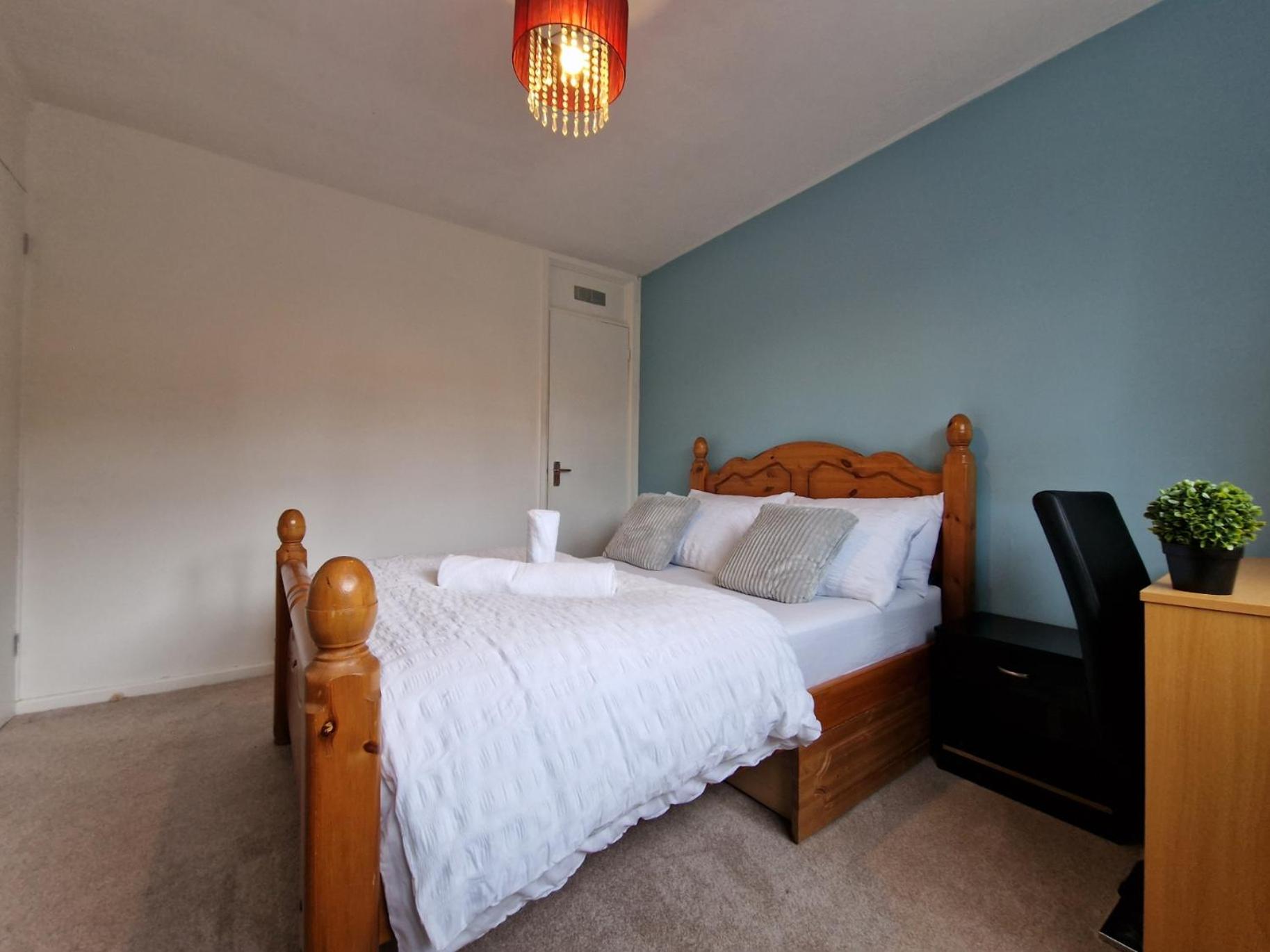 Standard Double Room With Shared Bathroom photo 2