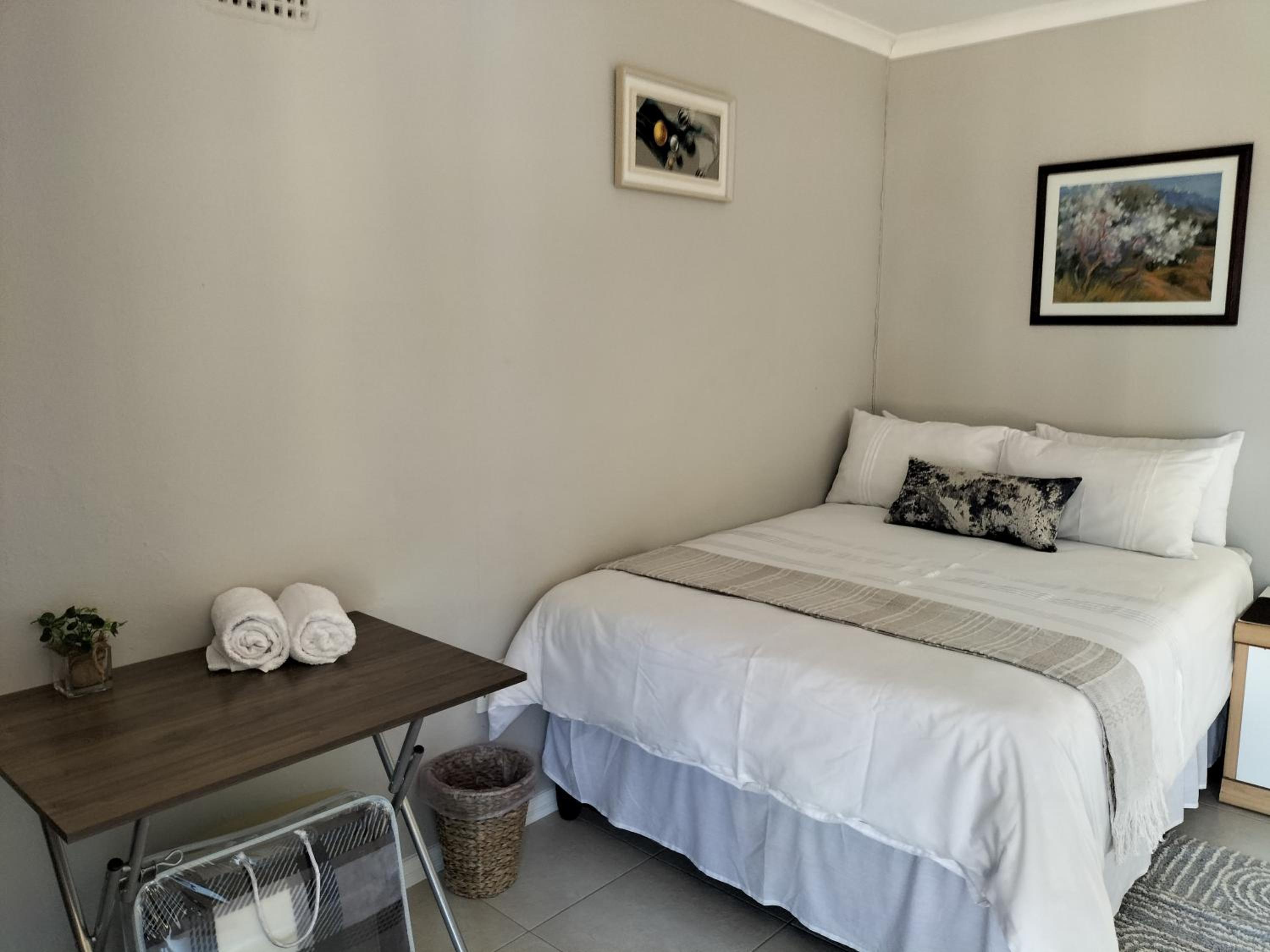 Two-Bedroom Apartment - Photo 27