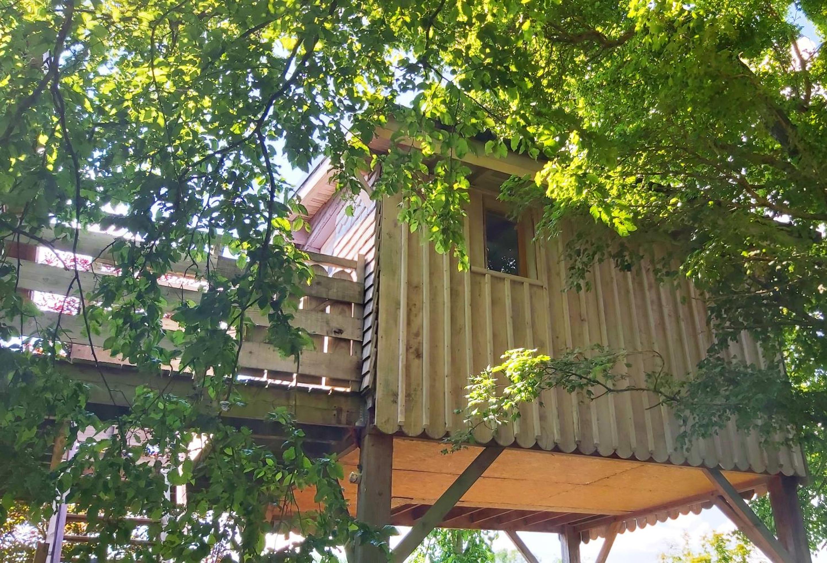 Perched Tree house - L'Ourson Blanc - Photo 13