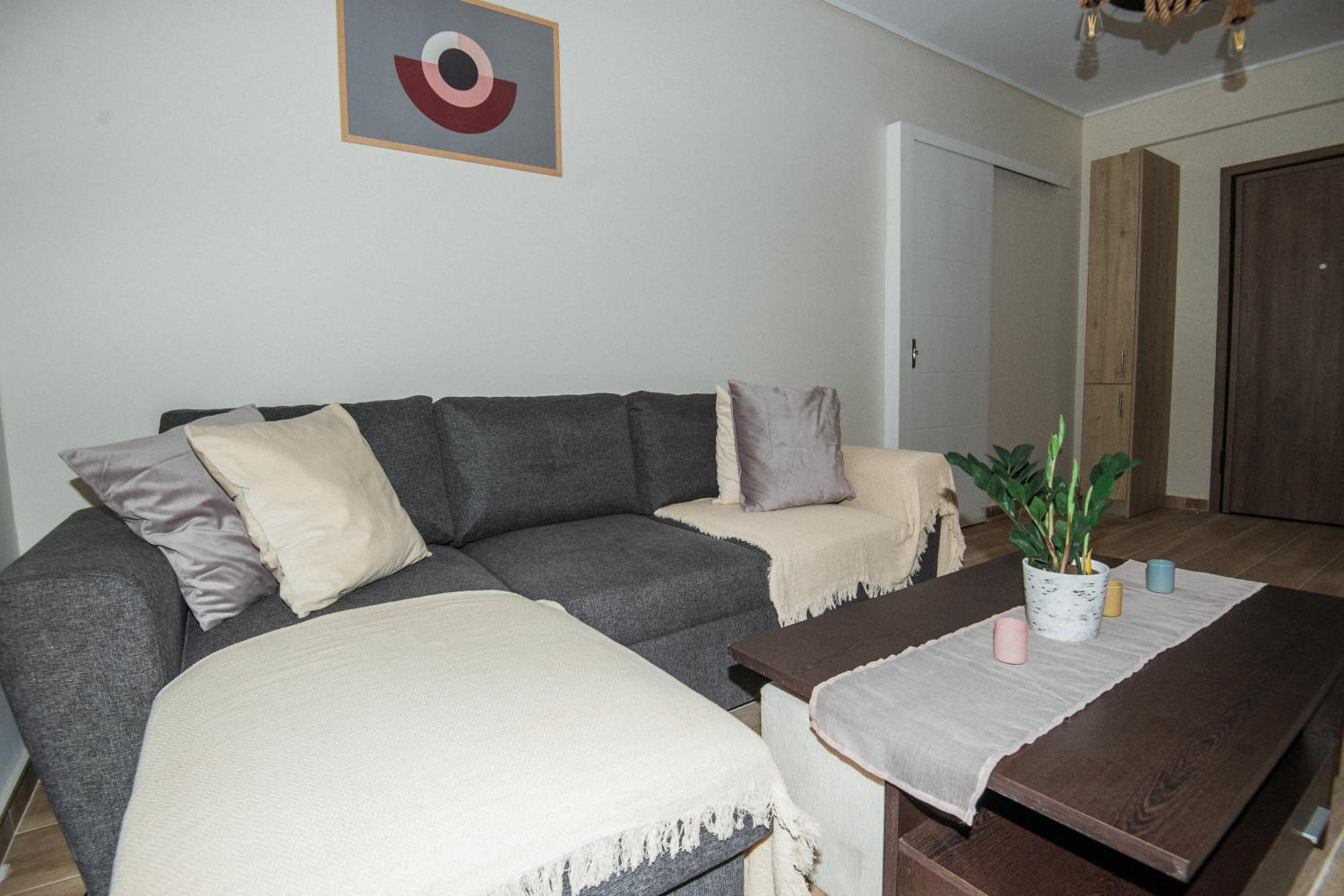 One-Bedroom House photo 2