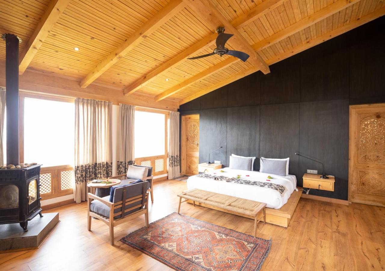 Villa - Photo 3