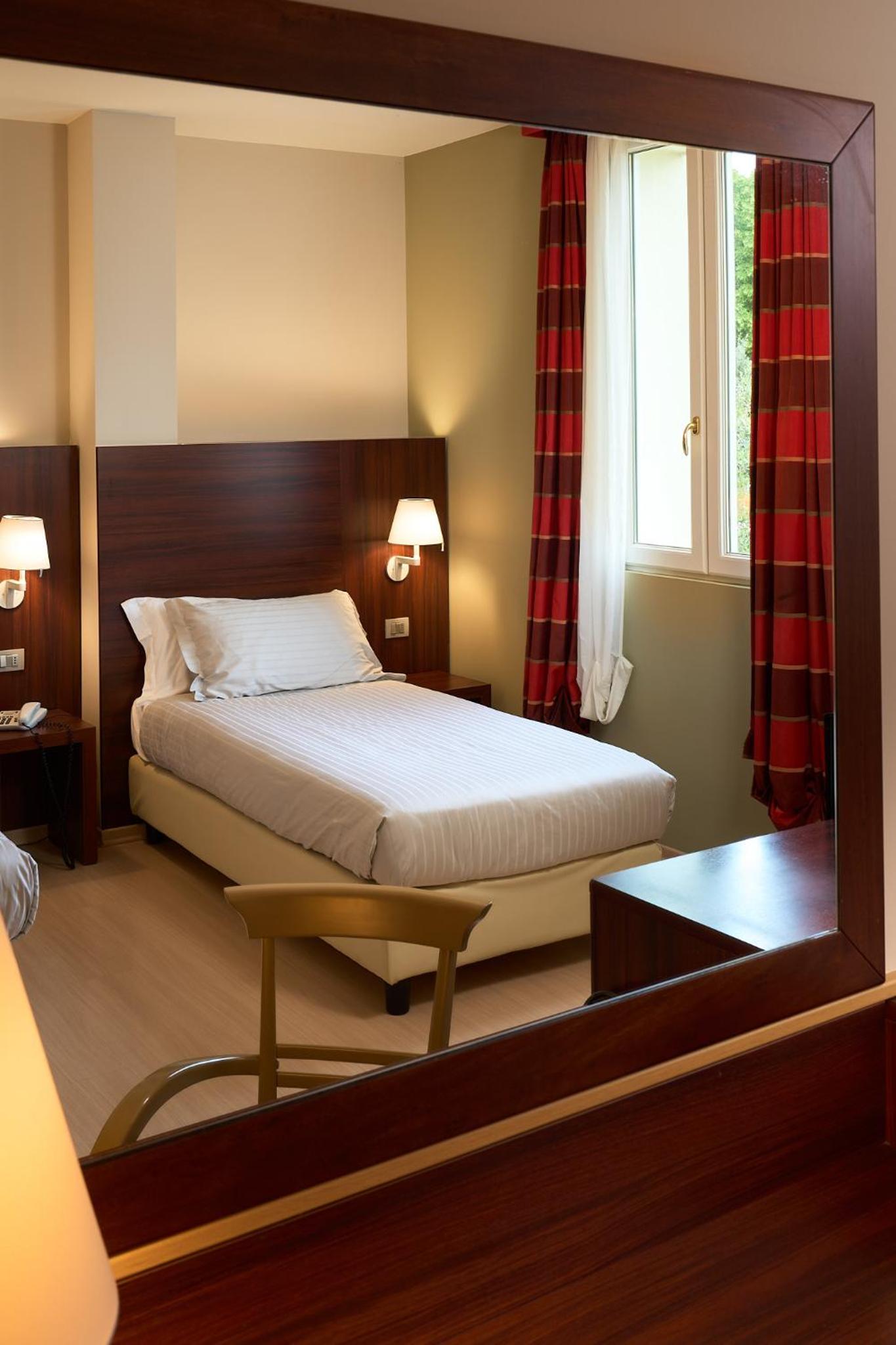 Superior Twin Room - Photo 19