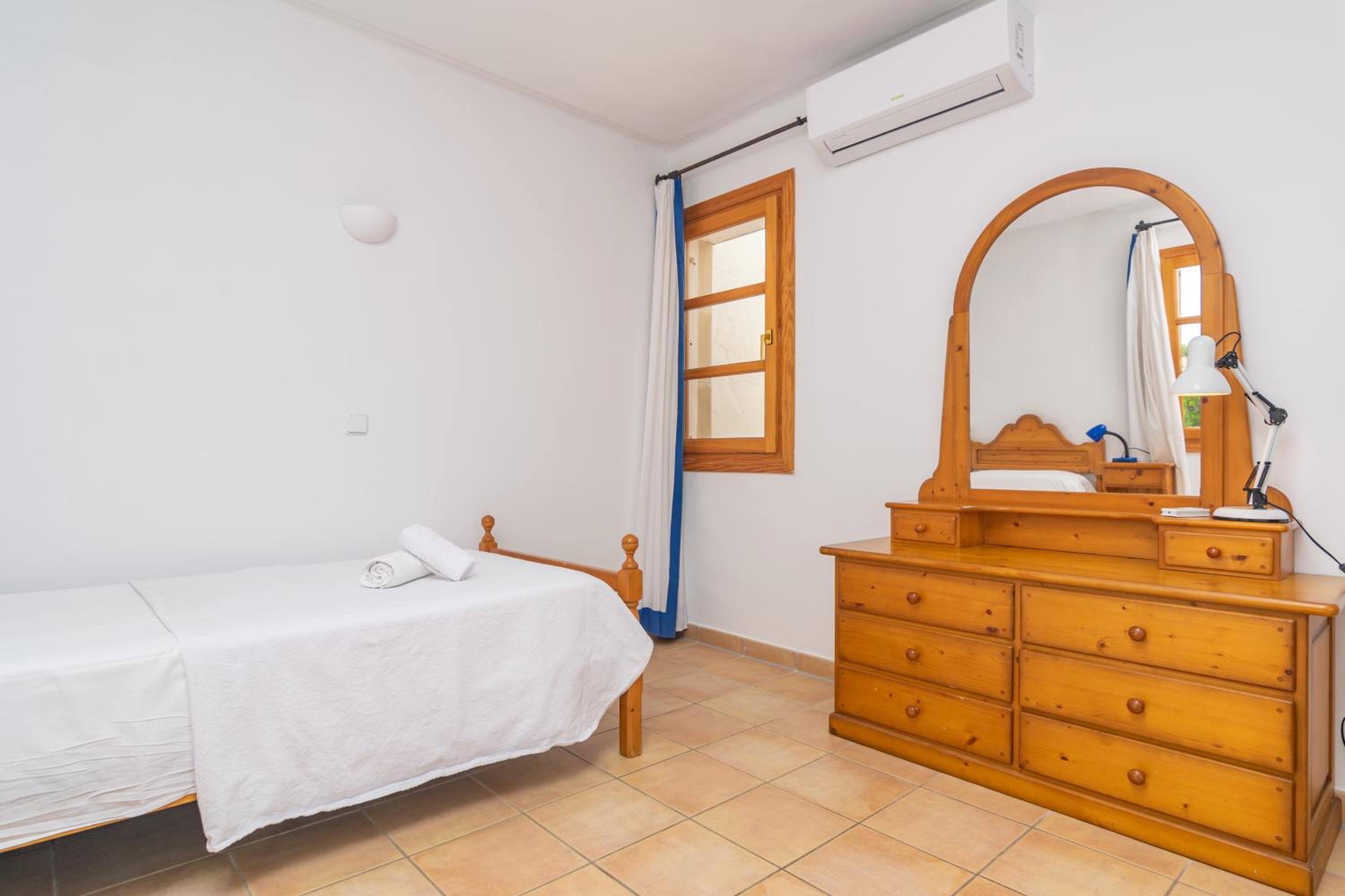 Villa de Tres Habitaciones