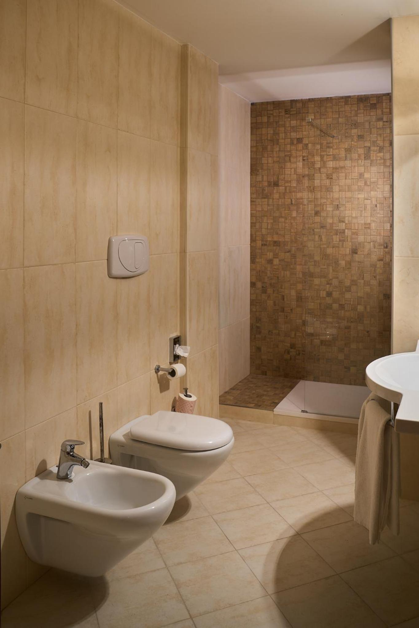 Superior Double Room - Photo 5