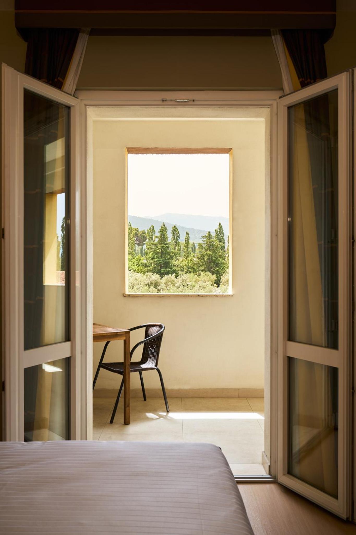 Superior Double Room - Photo 9