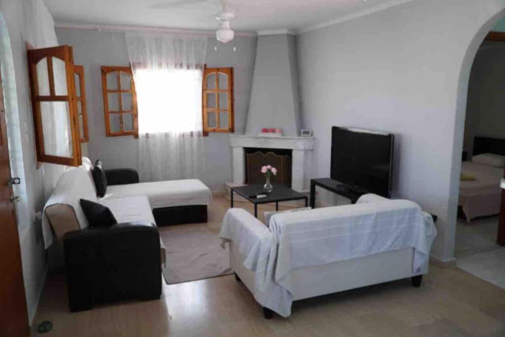 Two-Bedroom House photo 1