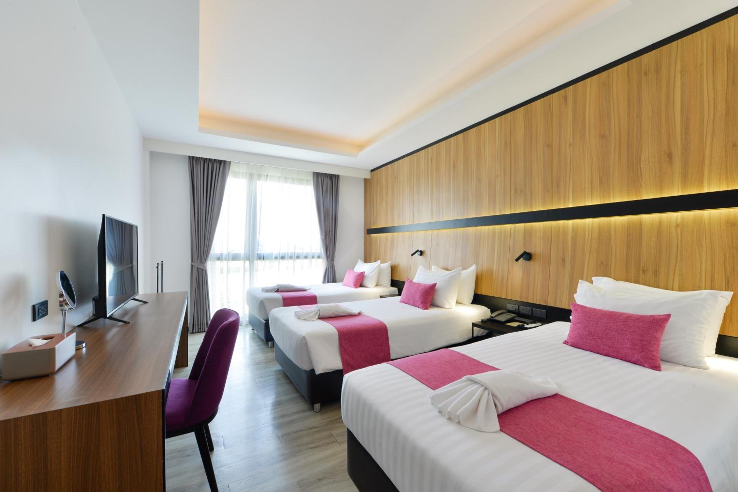Triple Room with Lake View - BKK Airport round trip transfer - Photo 3