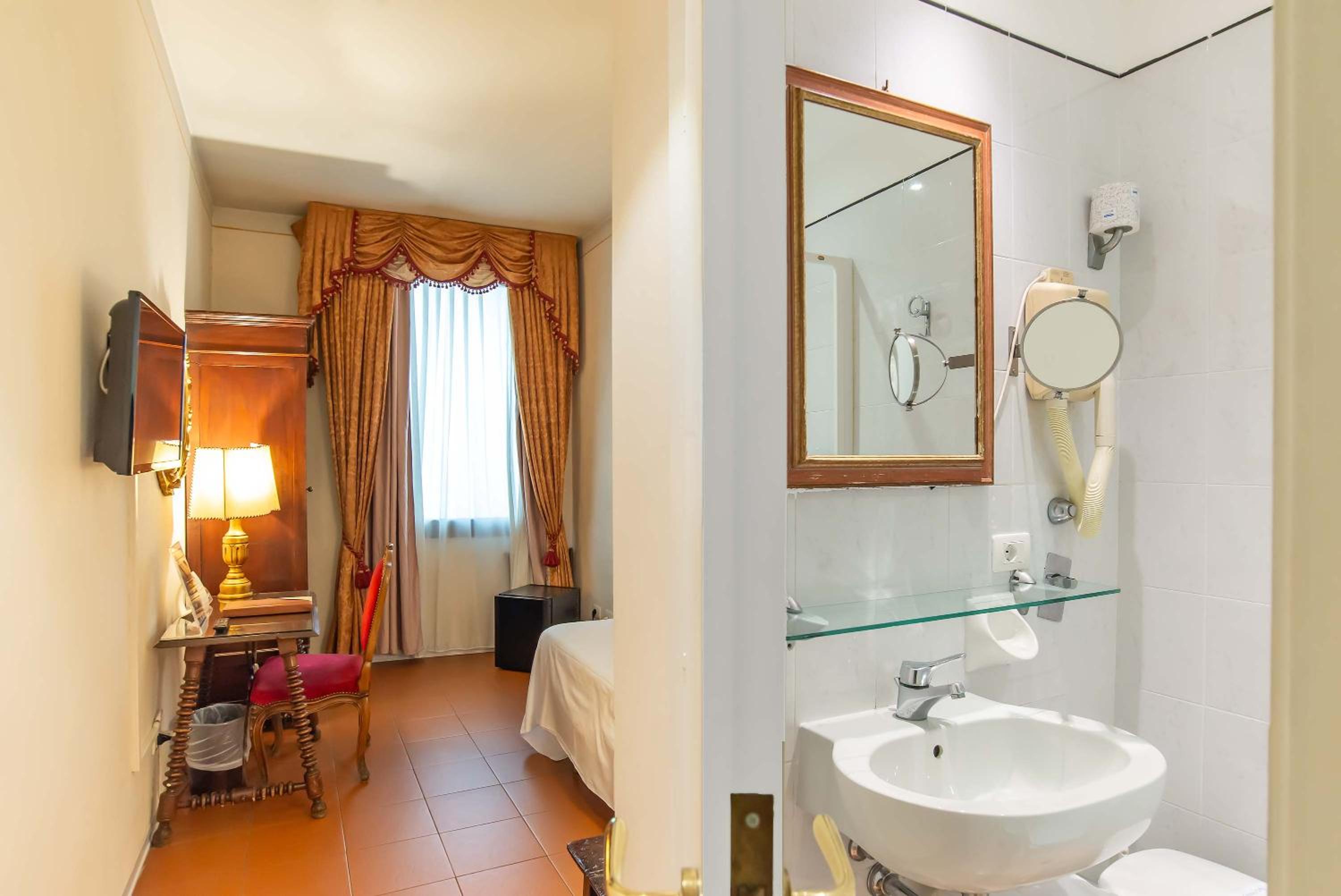 Standard Single Room photo 1
