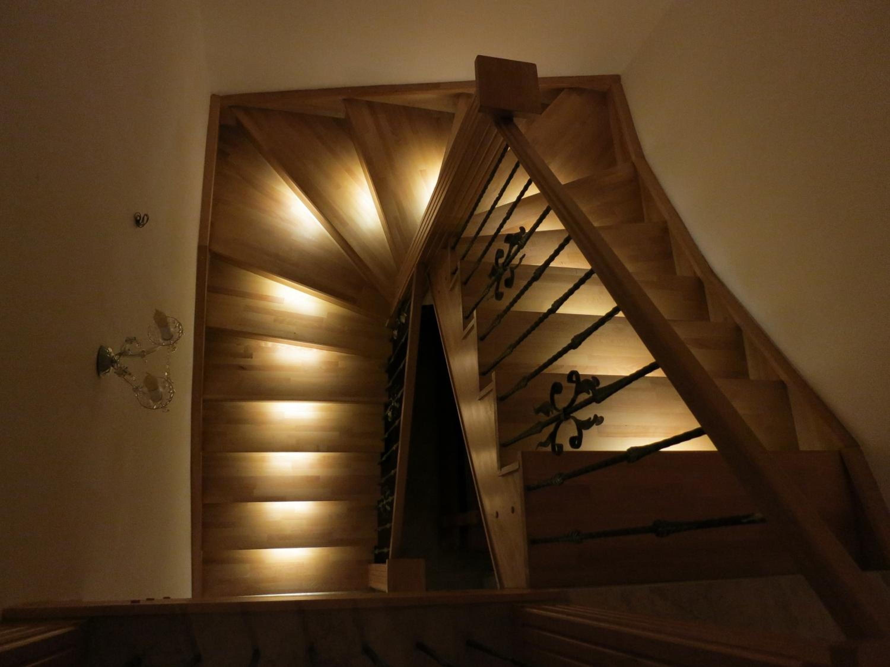 Four-Bedroom House - Photo 4